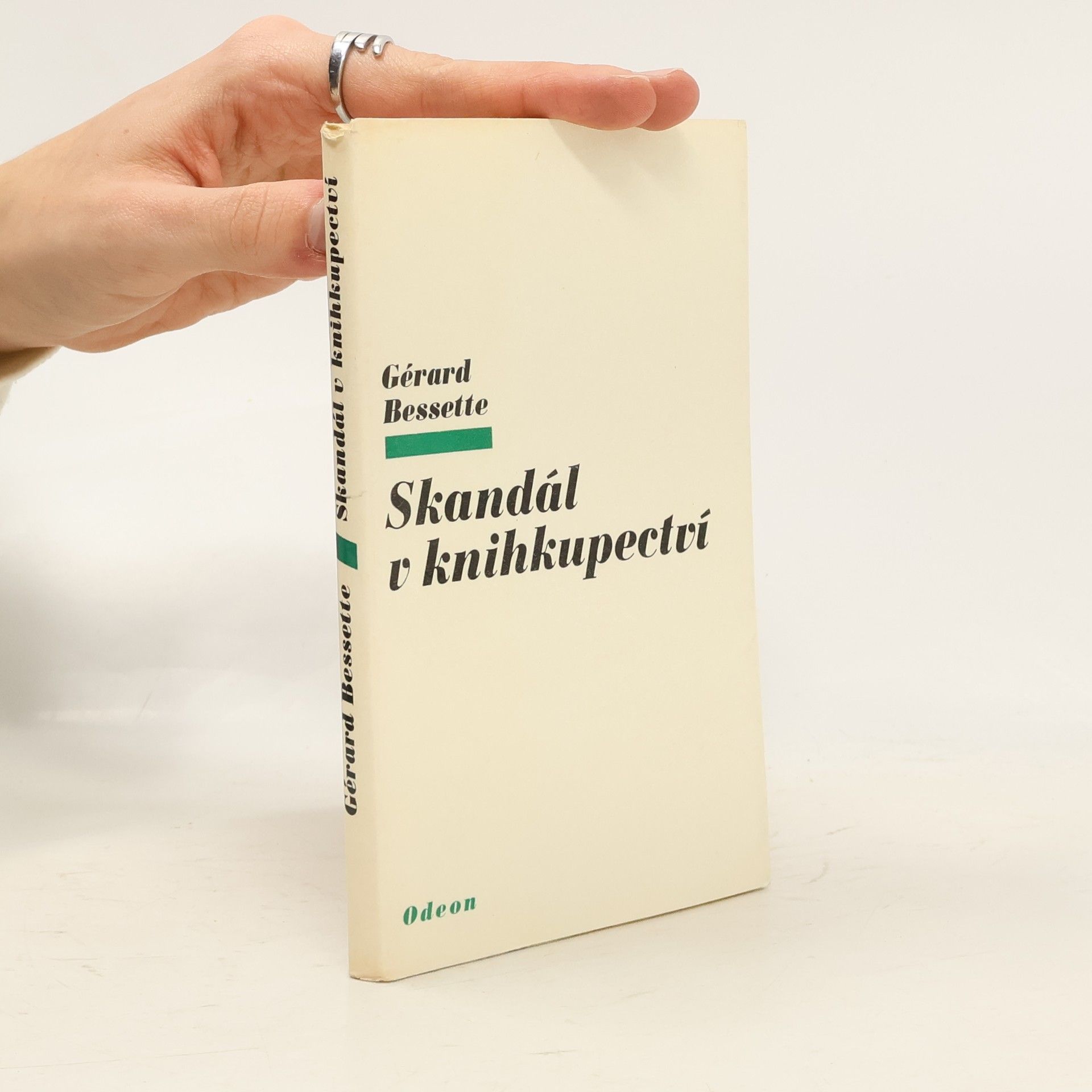 Gérard Bessette Skandál v knihkupectví