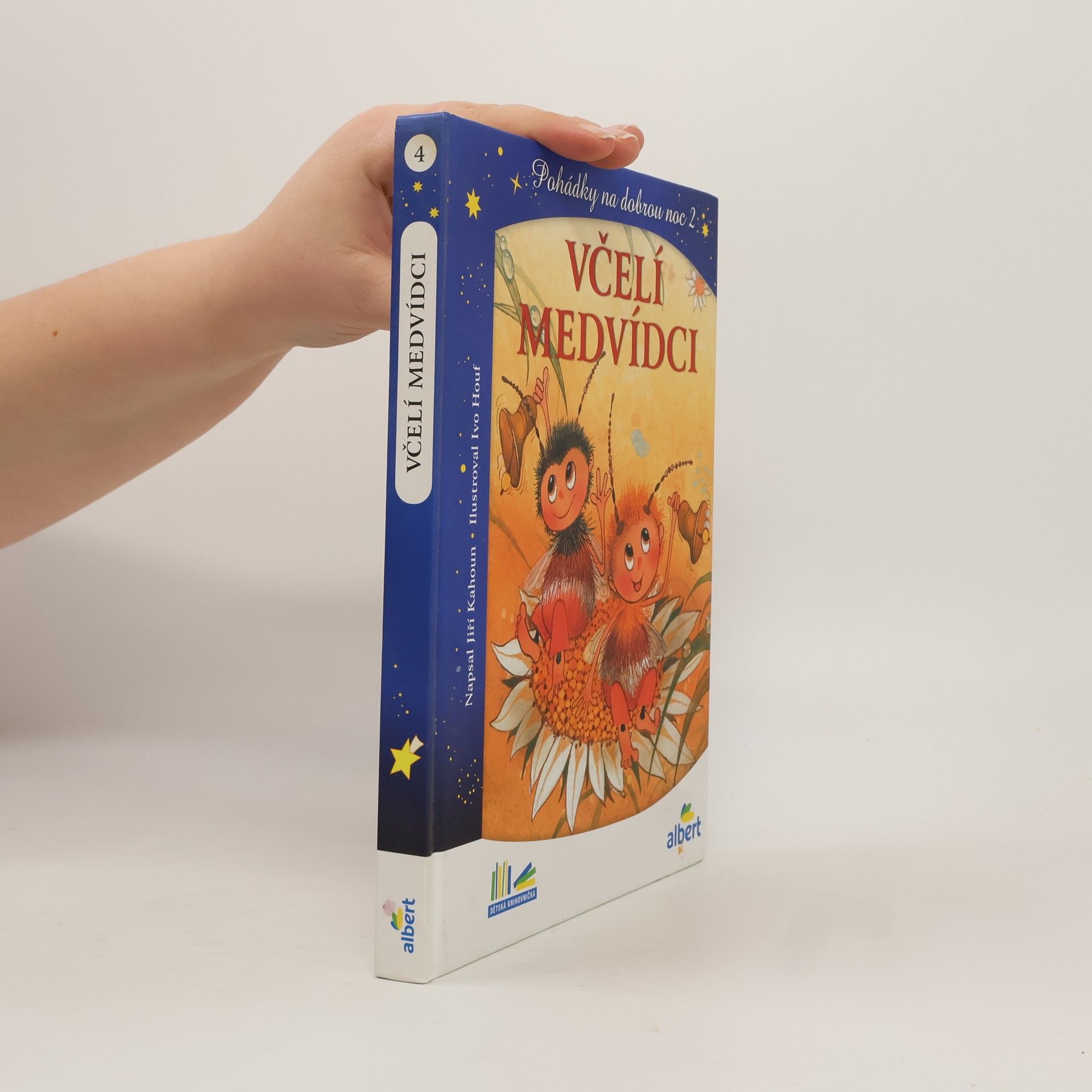 Jiří Kahoun Včelí medvídci