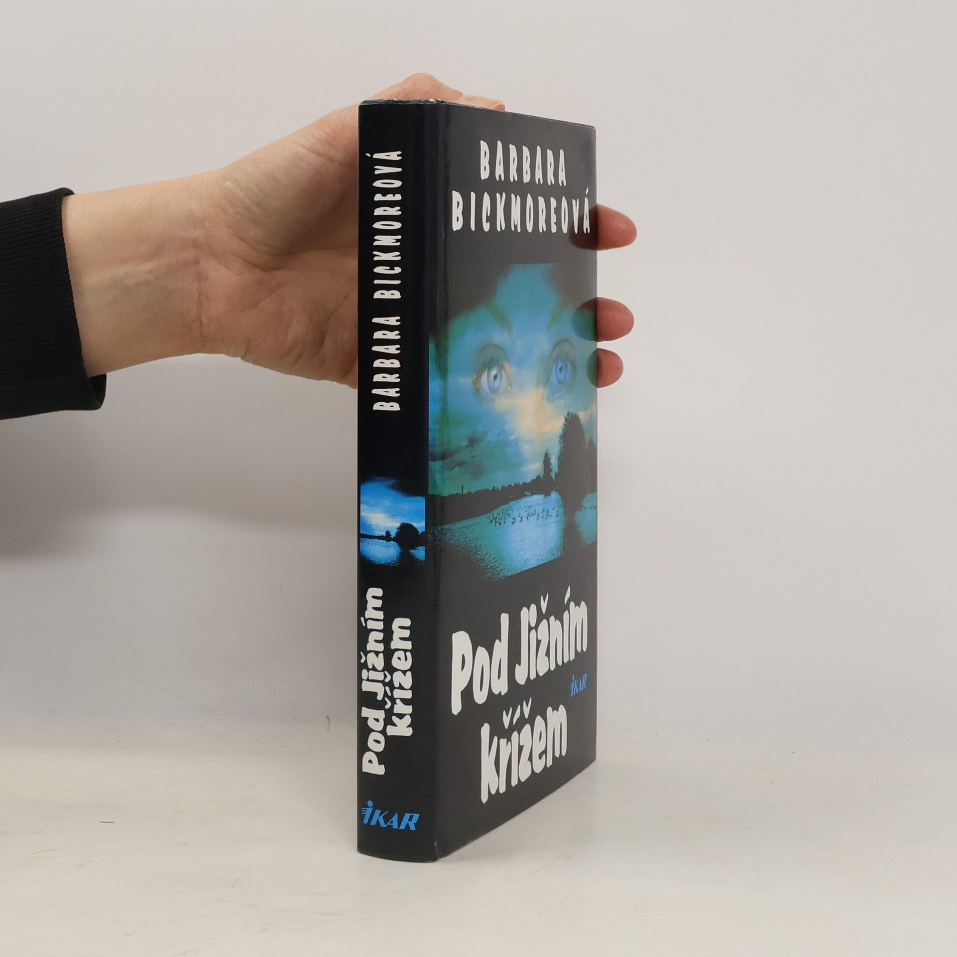 Barbara Bickmore Pod Jižním křížem