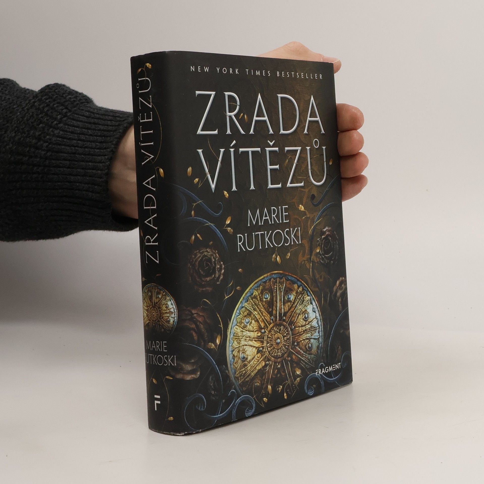 Marie Rutkoski Zrada vítězů