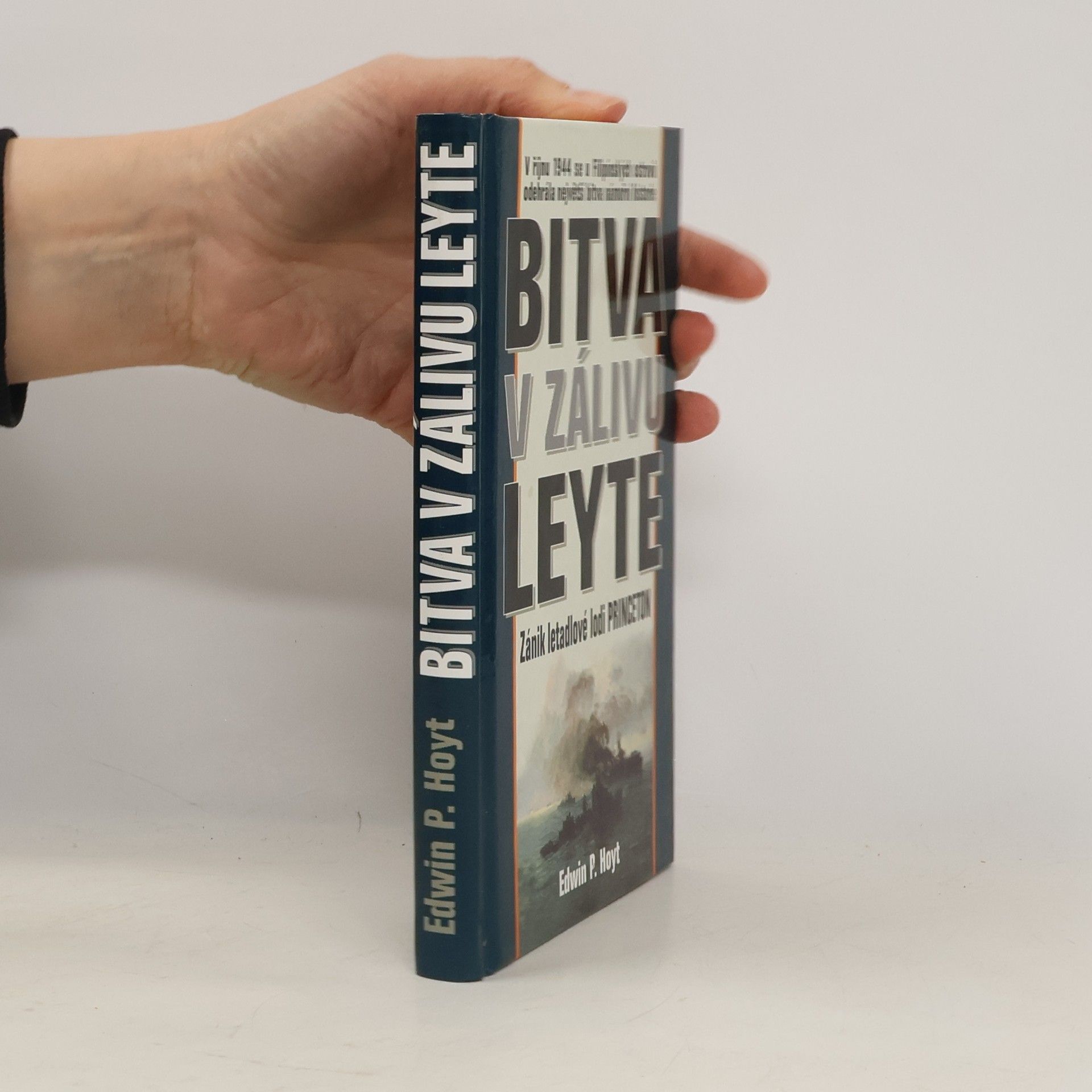 Edwin Palmer Hoyt Bitva v zálivu Leyte