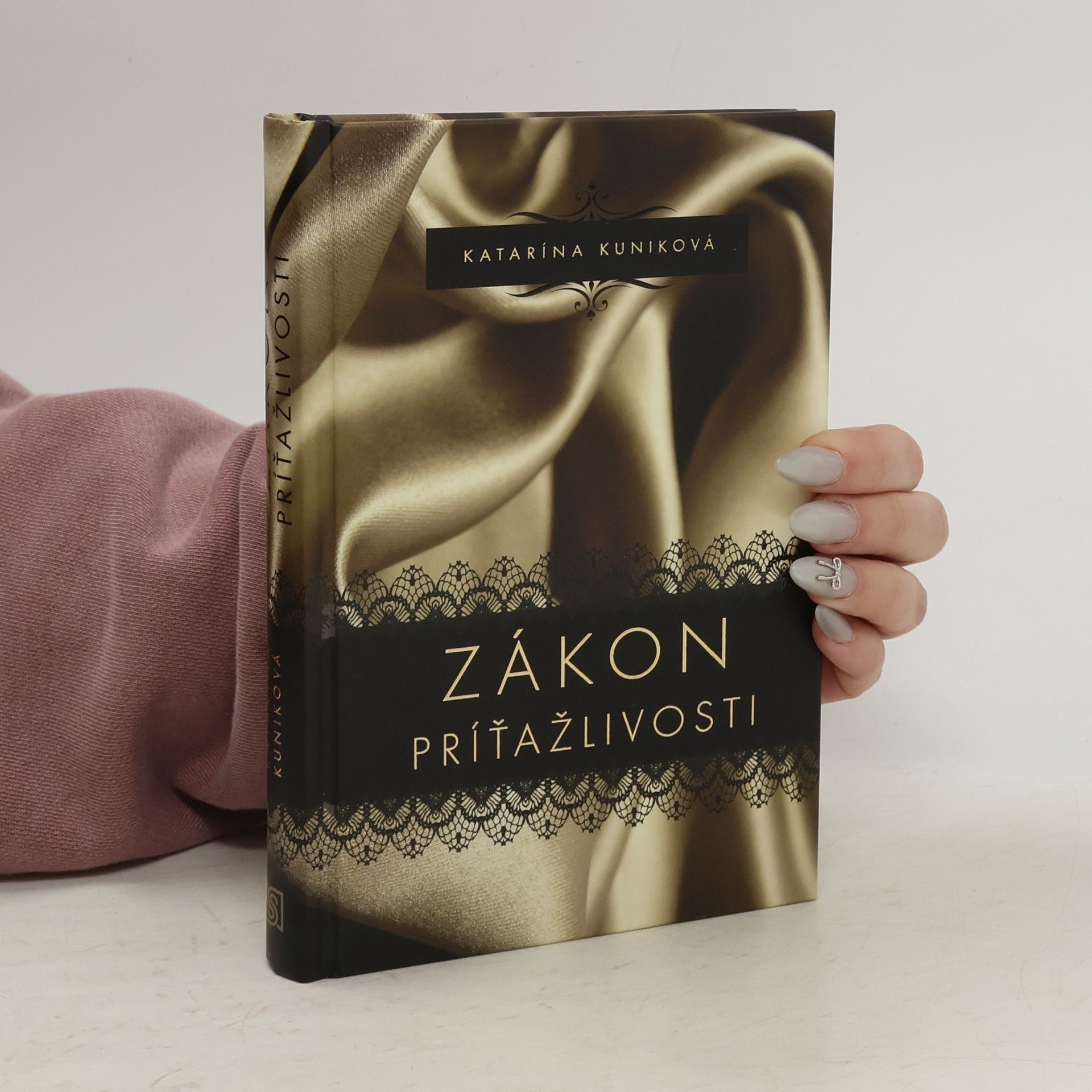 Katarína Kuniková Zákon príťažlivosti