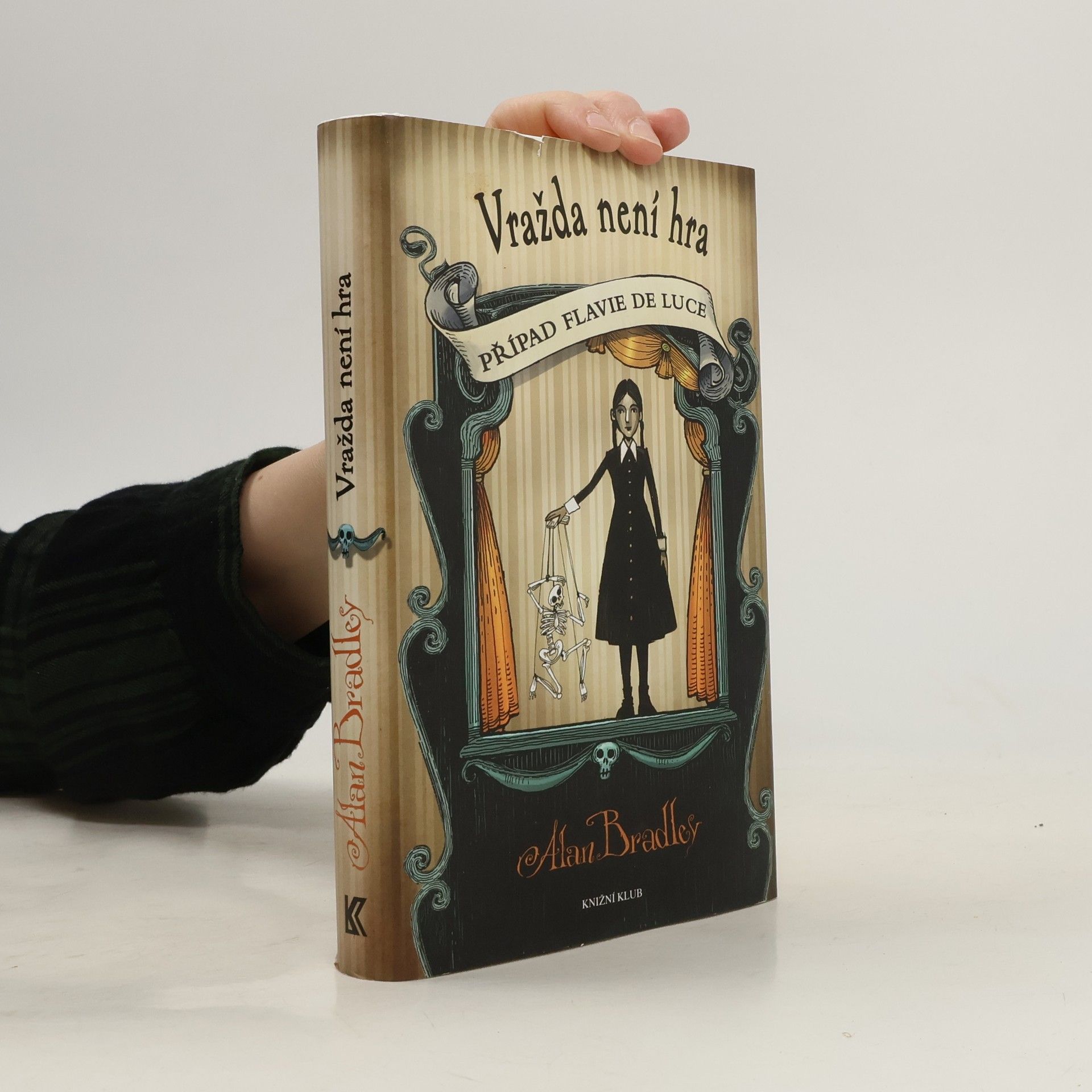 C. Alan Bradley Vražda není hra