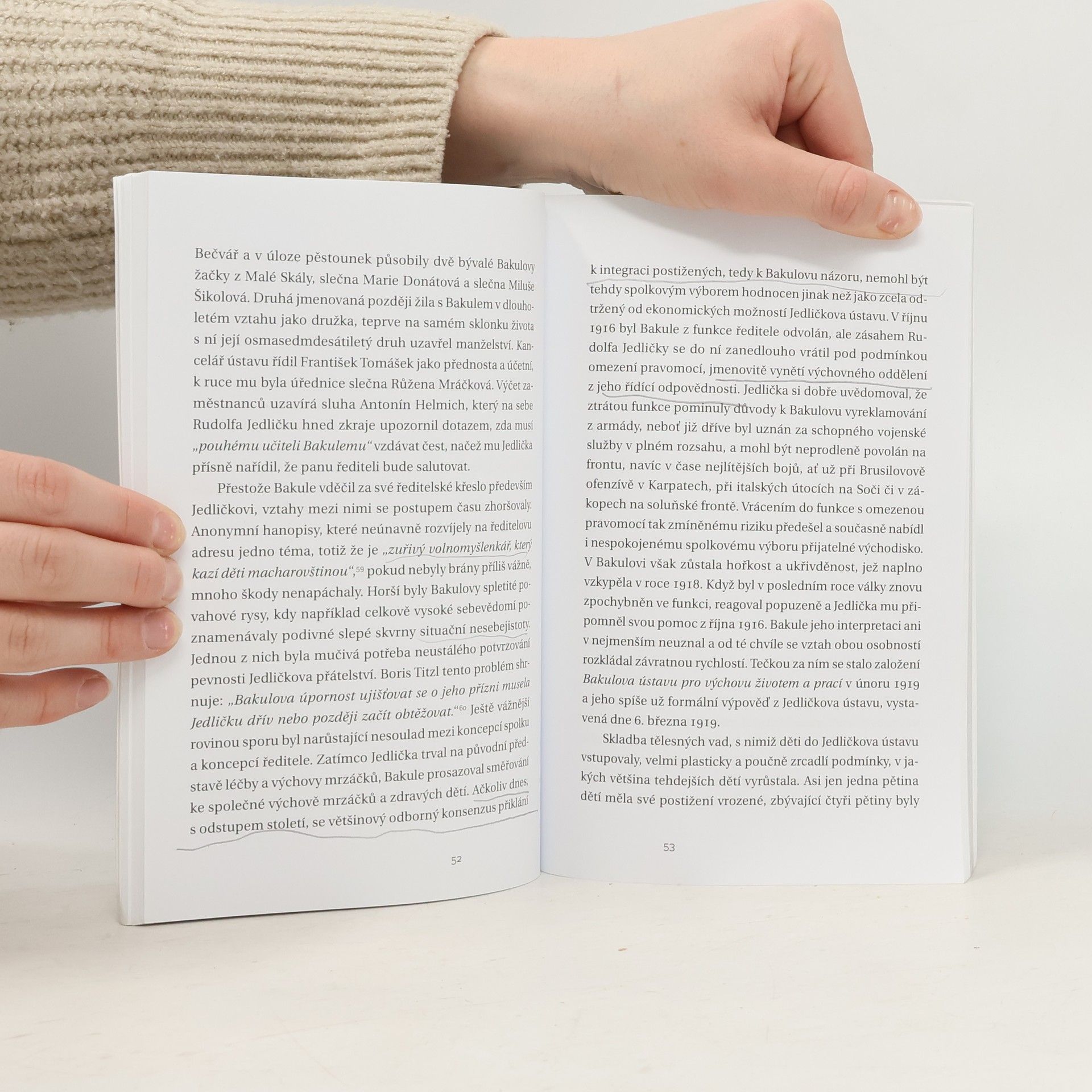 Aleš Dvořák Rudolf Jedlička - samaritán v bílém plášti. Život a dílo zakladatele Jedličkova ústavu