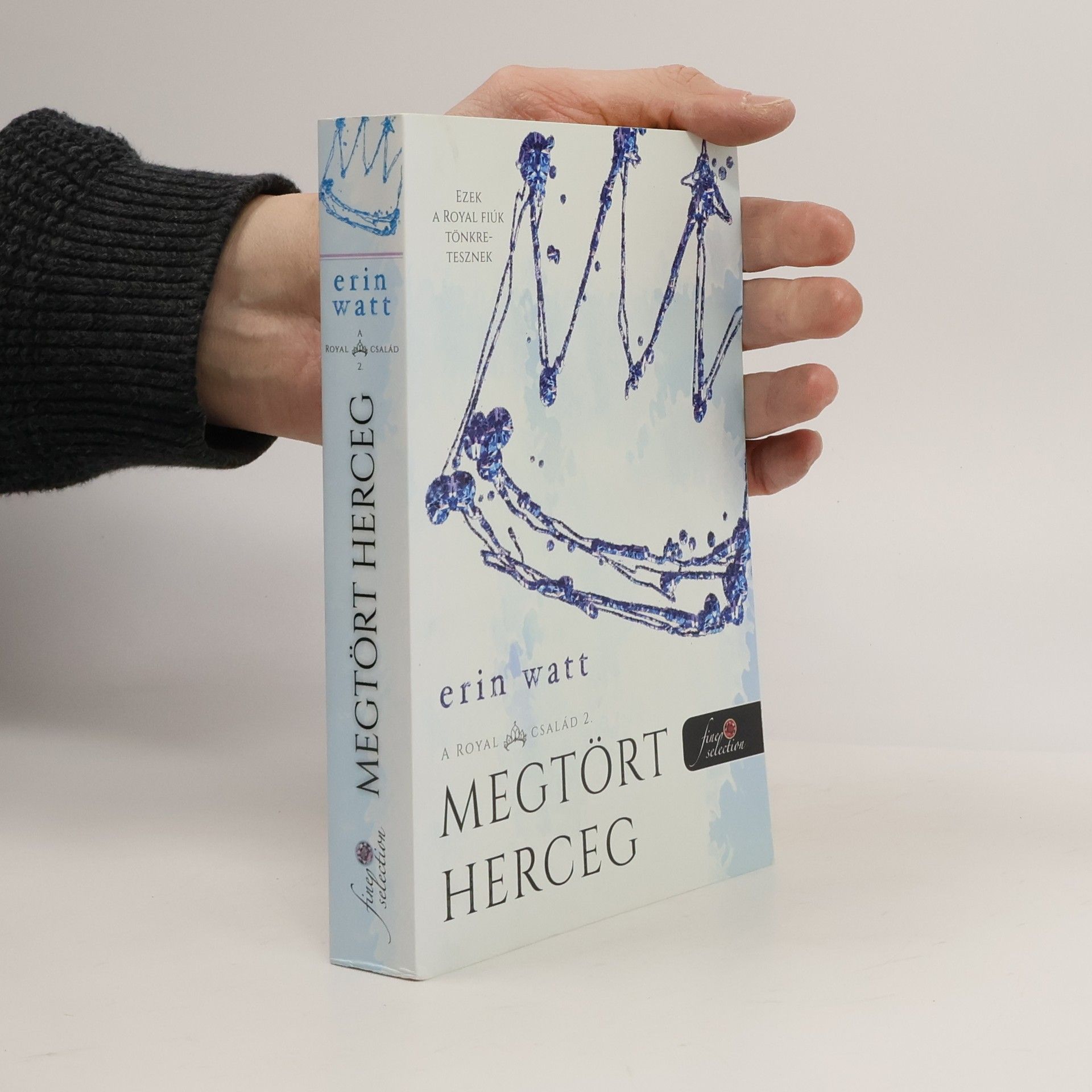 Elle Kennedy A Royal Család - 2: Megtört herceg