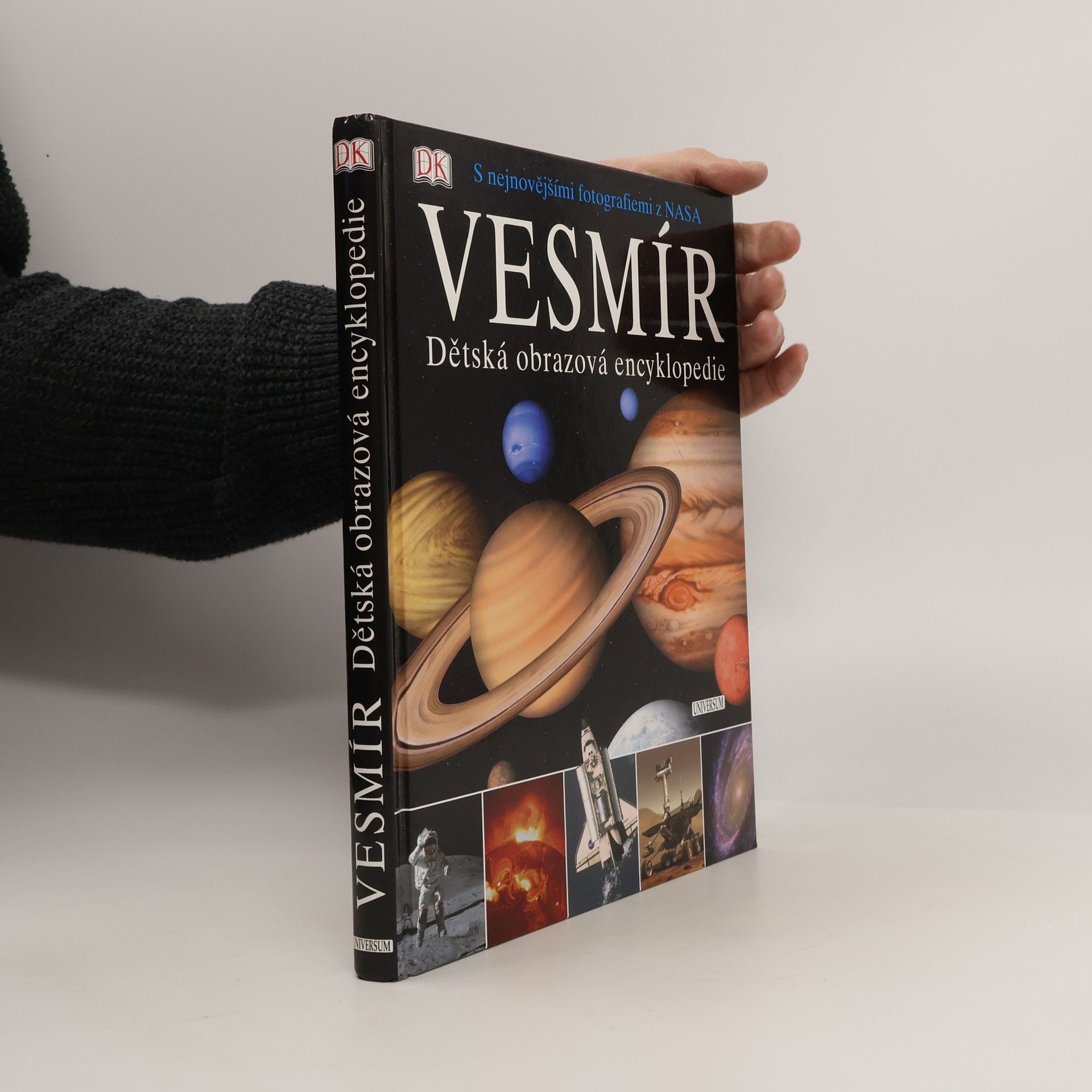 Various authors Vesmír. Dětská obrazová encyklopedie.