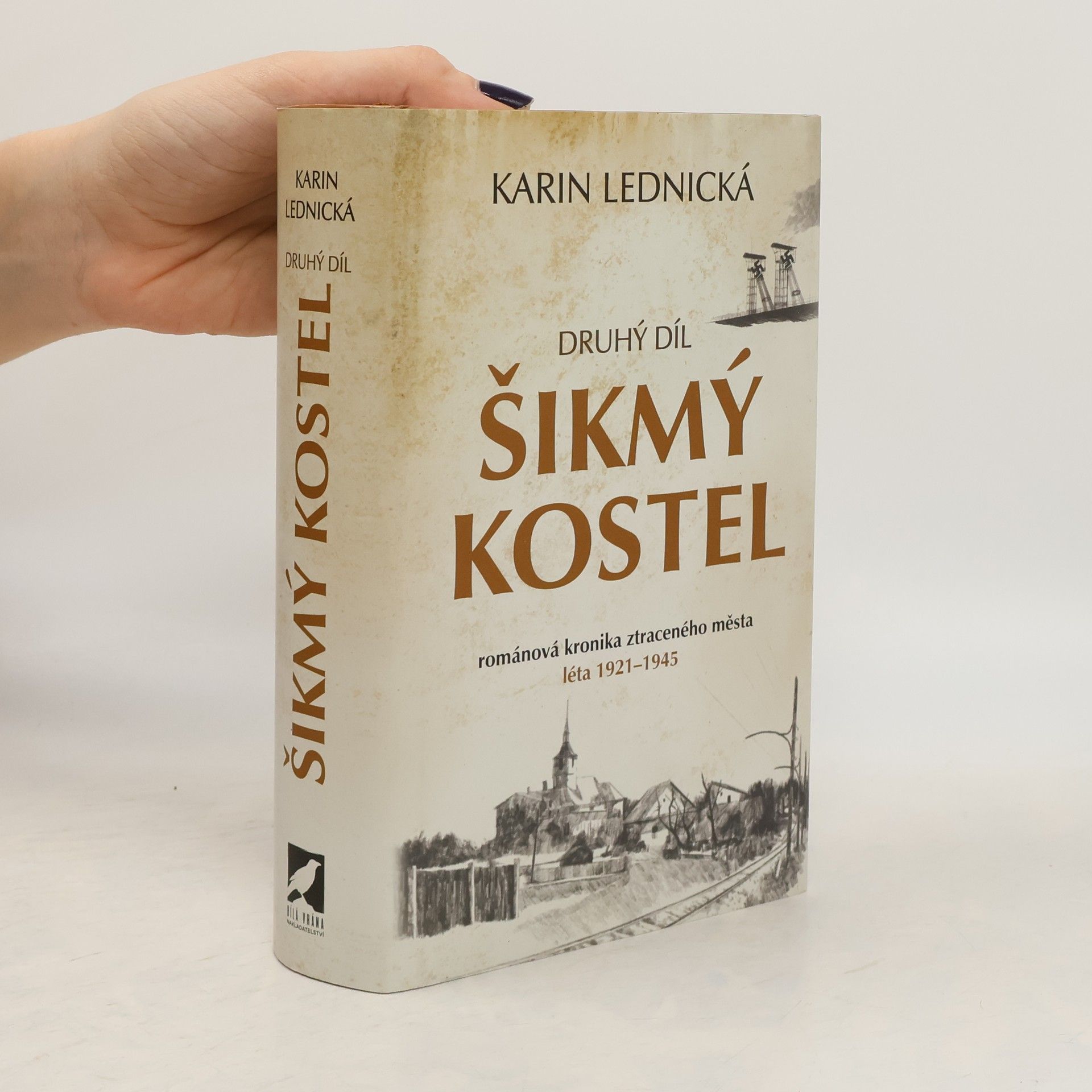 Karin Lednická Šikmý kostel 2