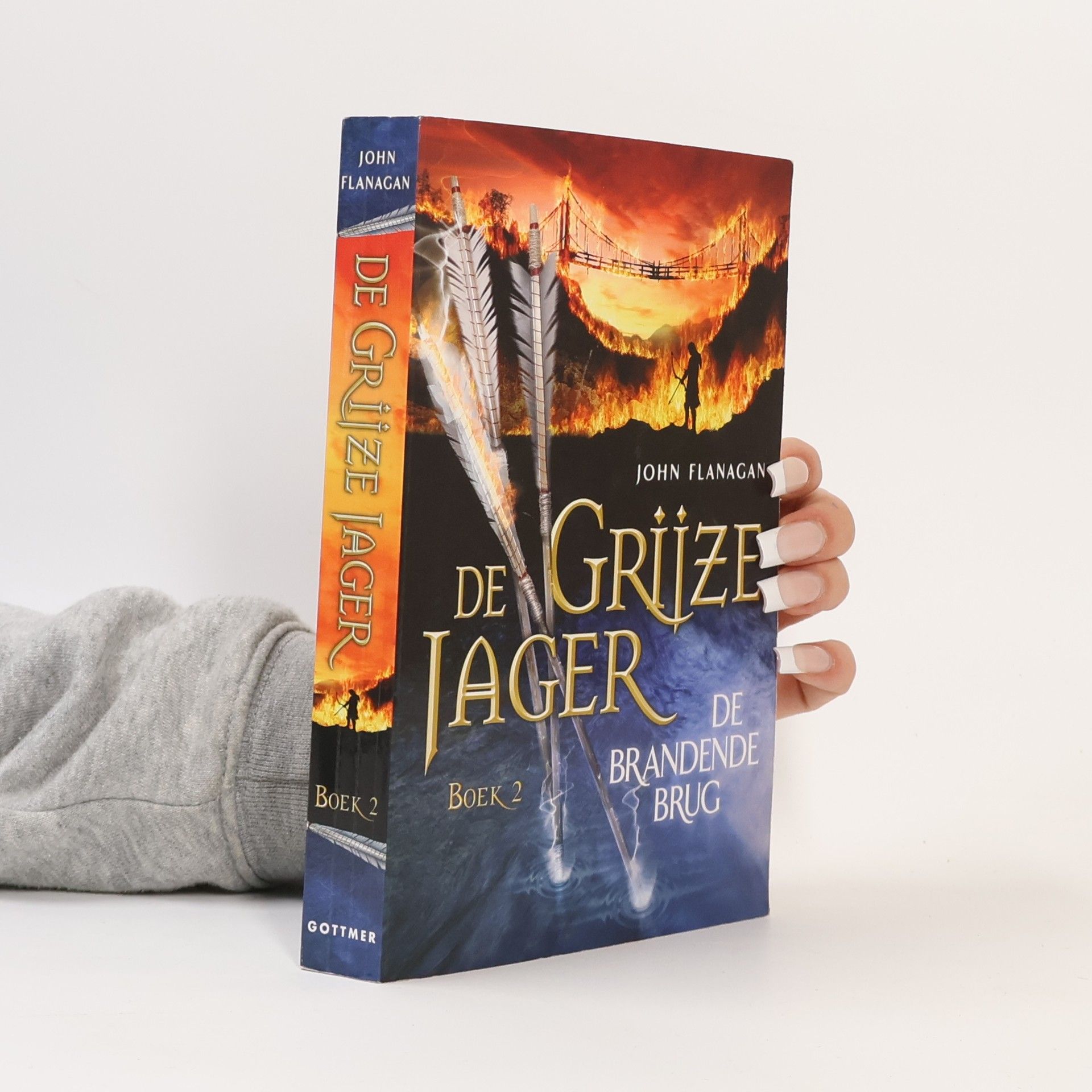 John Flanagan De Grijze Jager - 2: De brandende brug