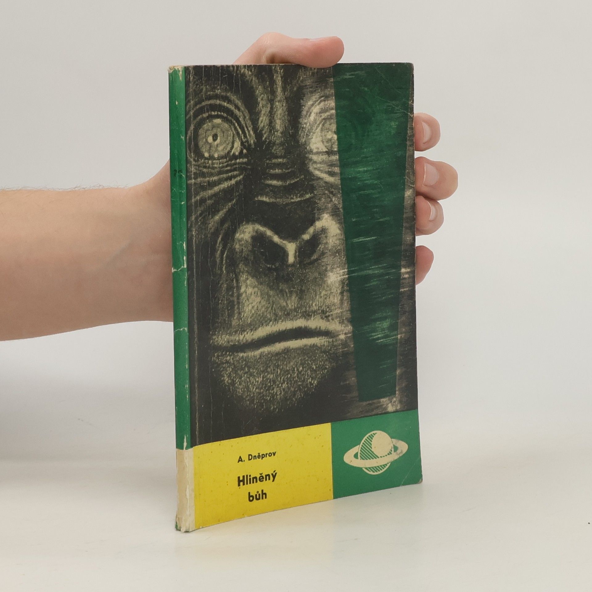 Anatolij Petrovič Dneprov Hliněný bůh