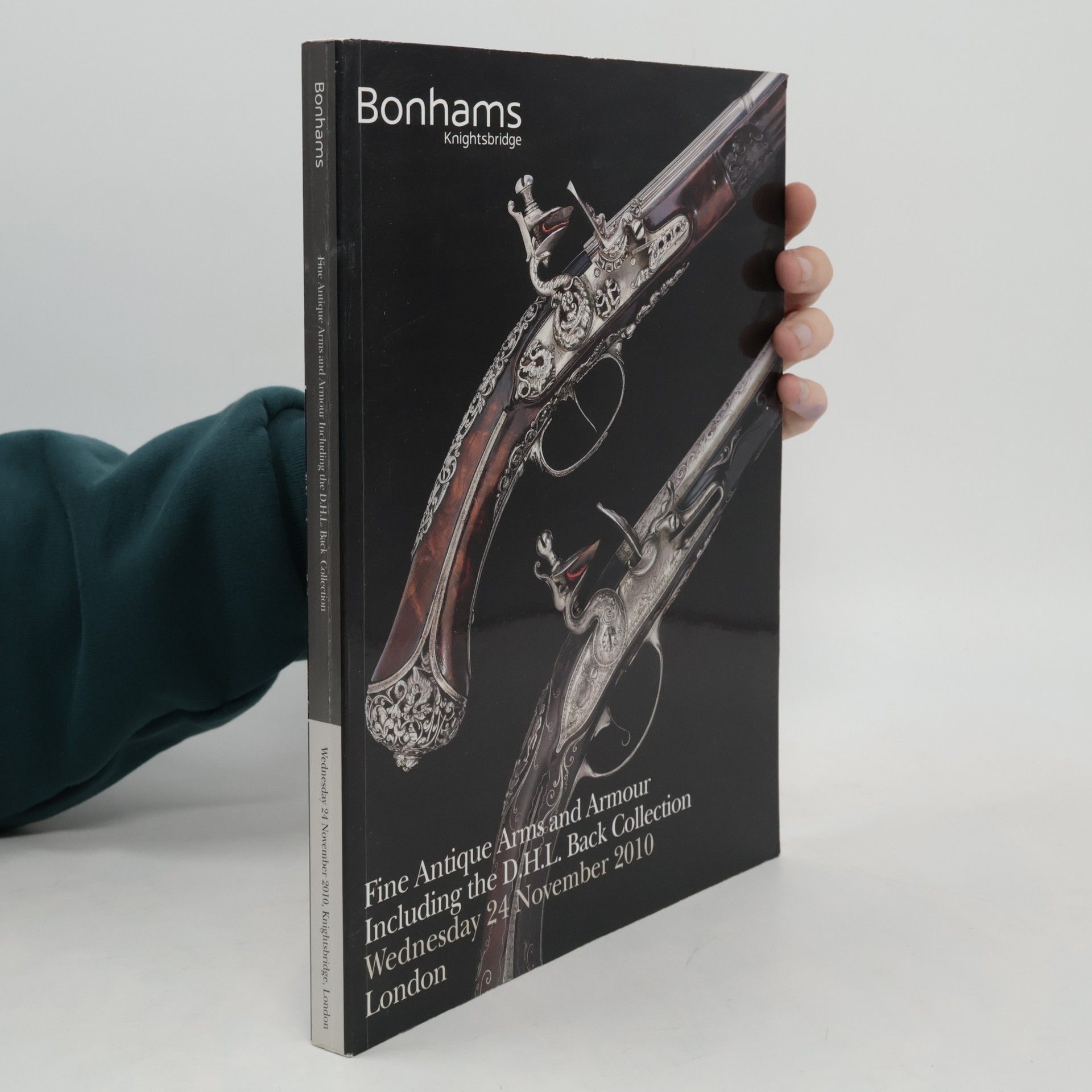 Kolektiv autorů Fine Antique Arms and Armour