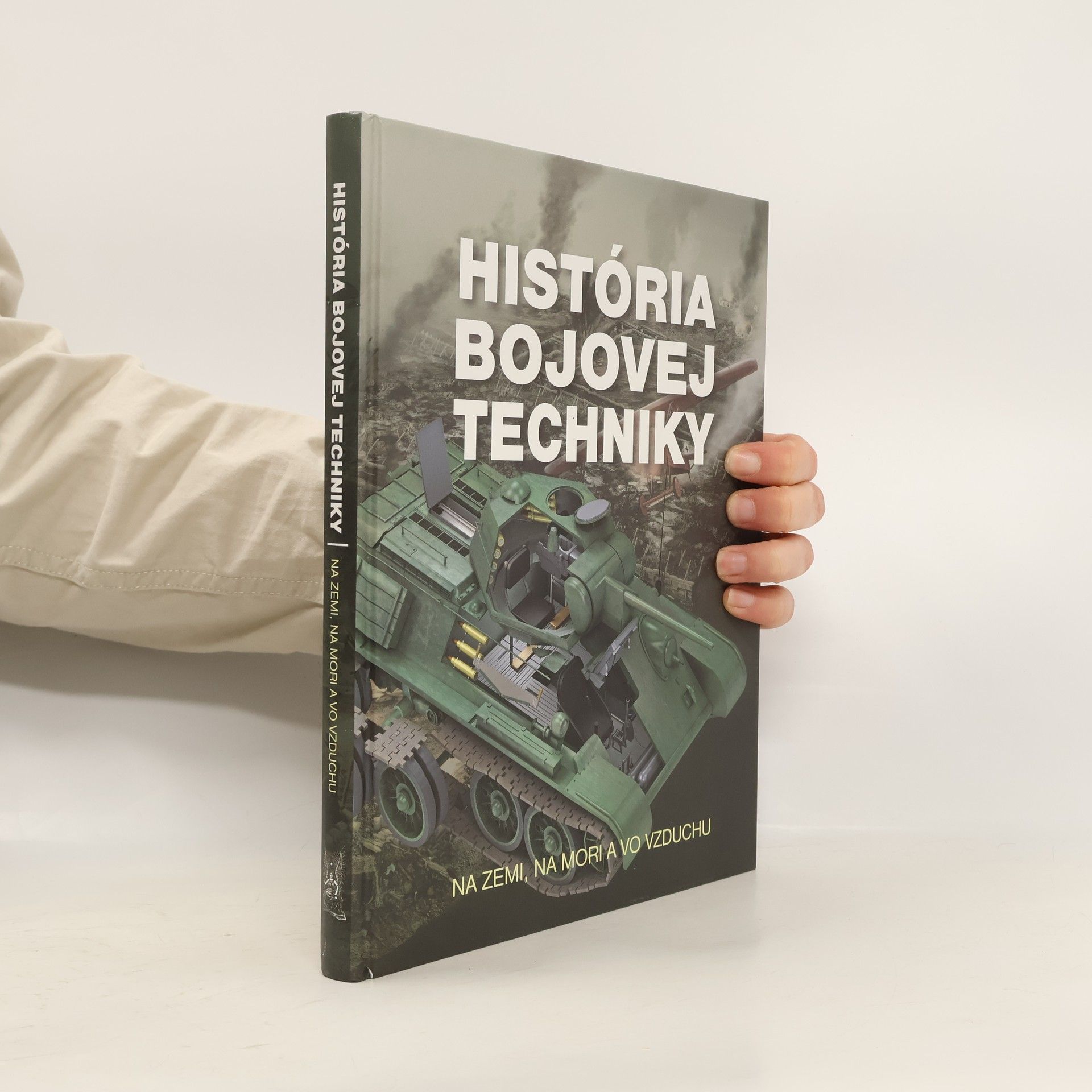 Alberto Moreno de la Fuente História bojovej techniky