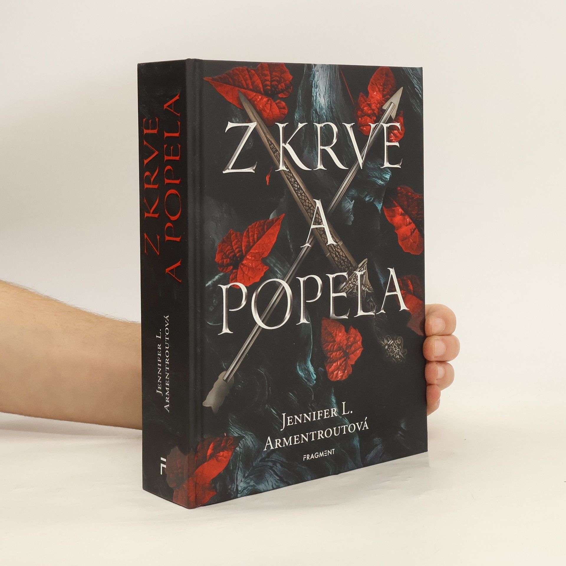 Jennifer Armentrout Z krve a popela