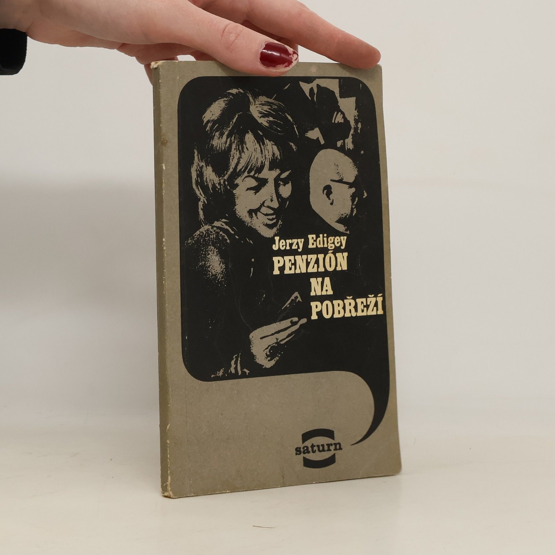 Jerzy Edigey Penzión na pobřeží