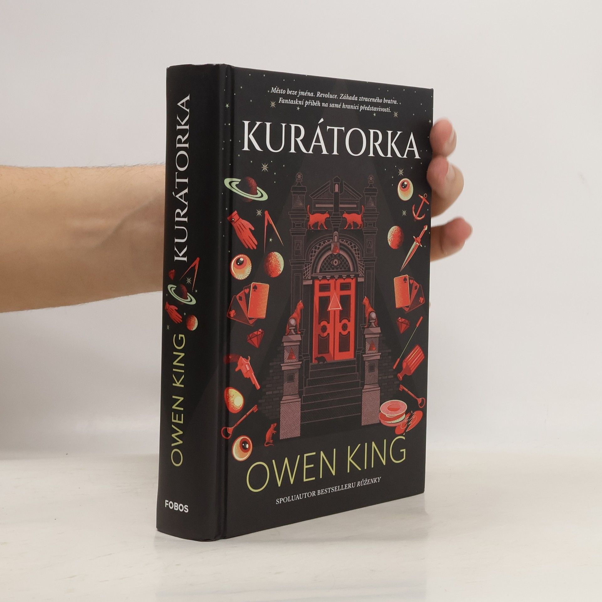 Owen King Kurátorka