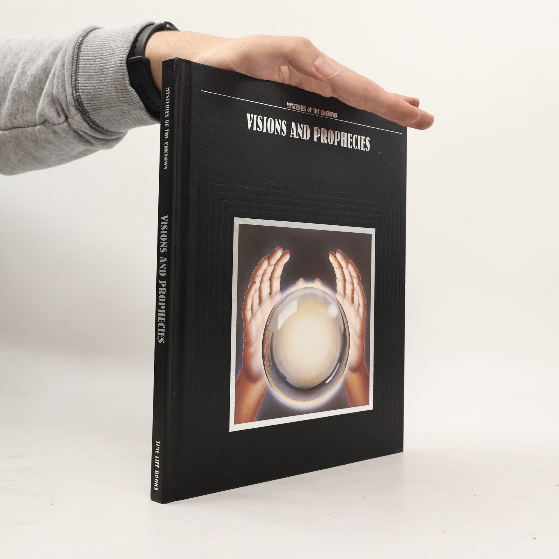 AA.VV. Visions and Prophecies