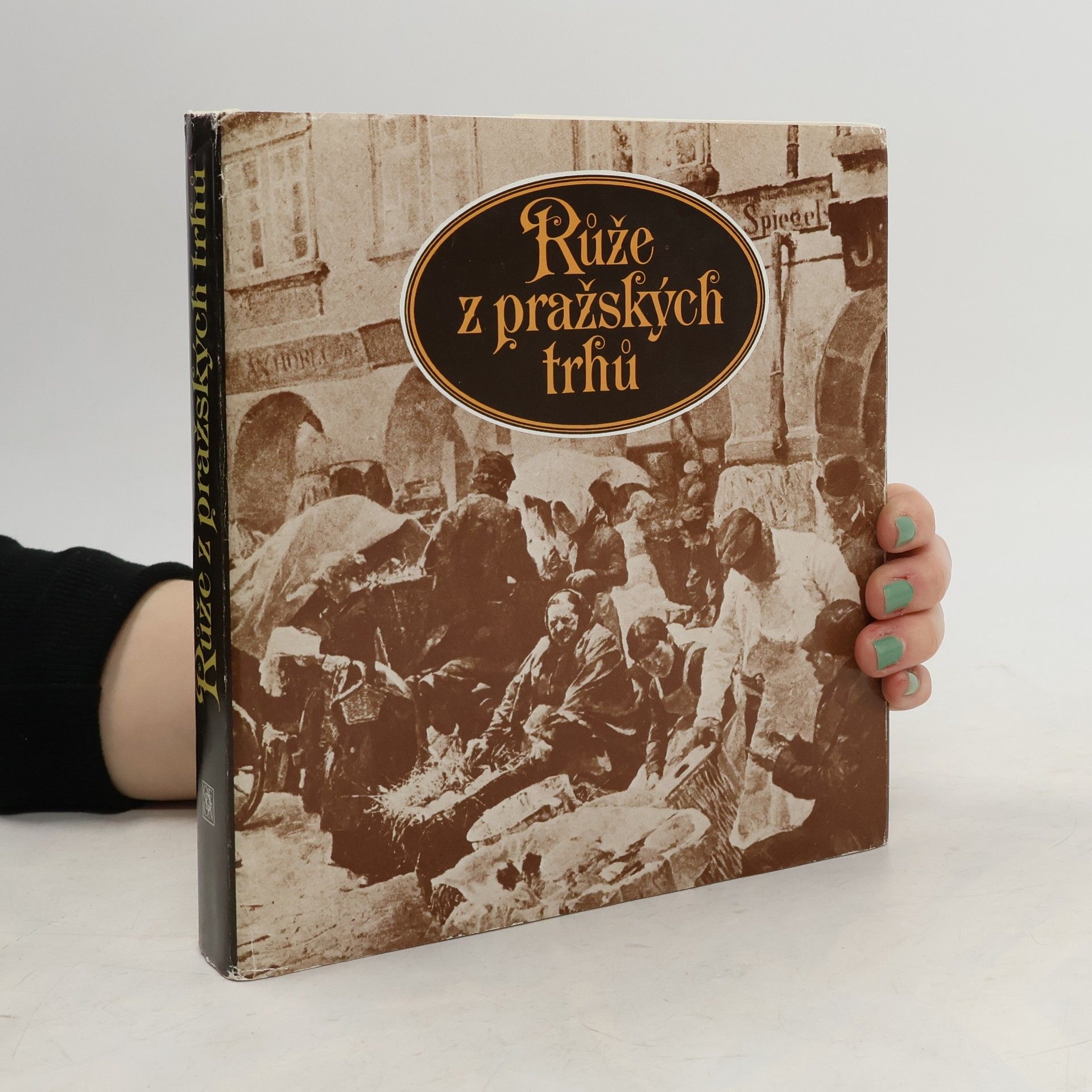 Karolina Světlá Růže z pražských trhů