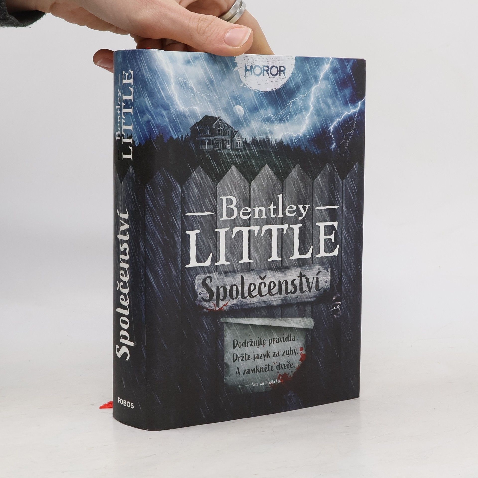 Bentley Little Společenství