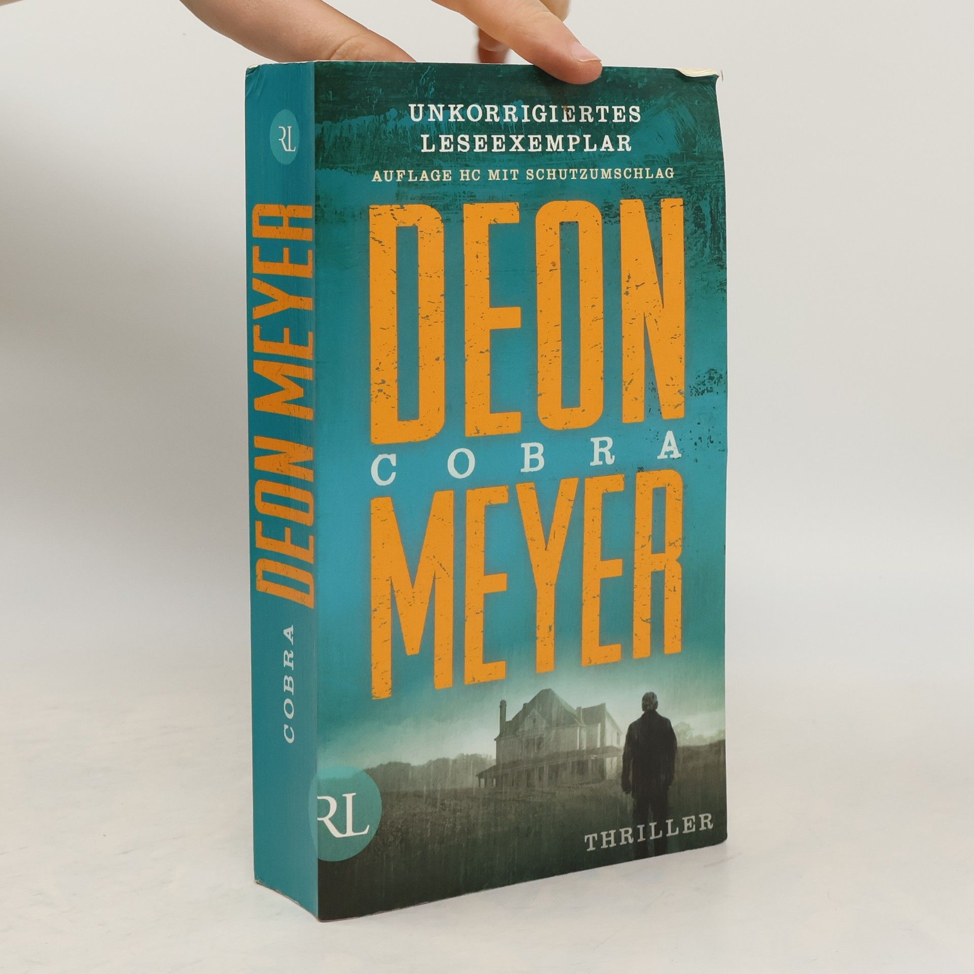 Deon Meyer Cobra