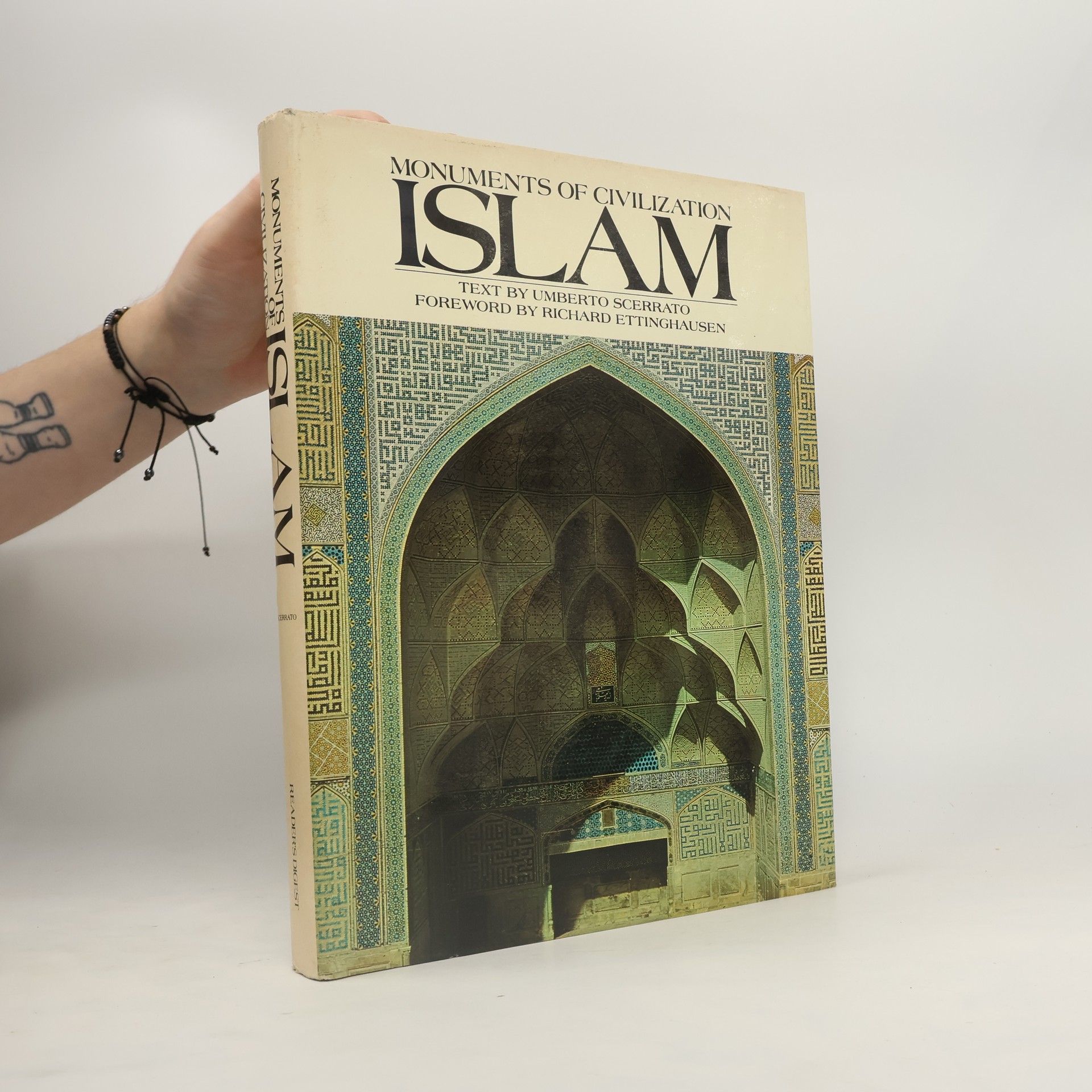 Umberto Scerrato Monuments of Civilization. Islam