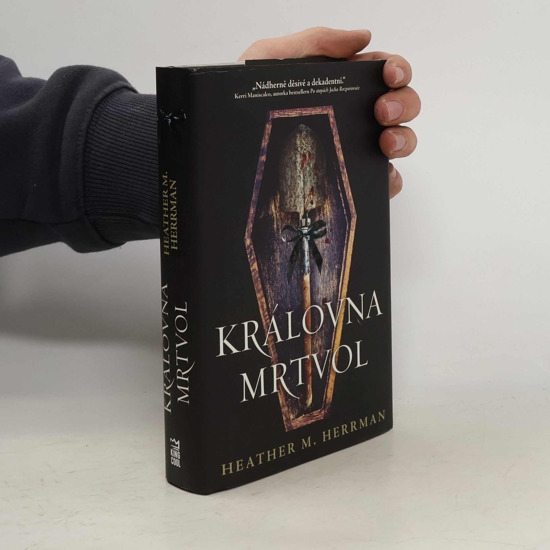 Heather M. Herrman Královna mrtvol