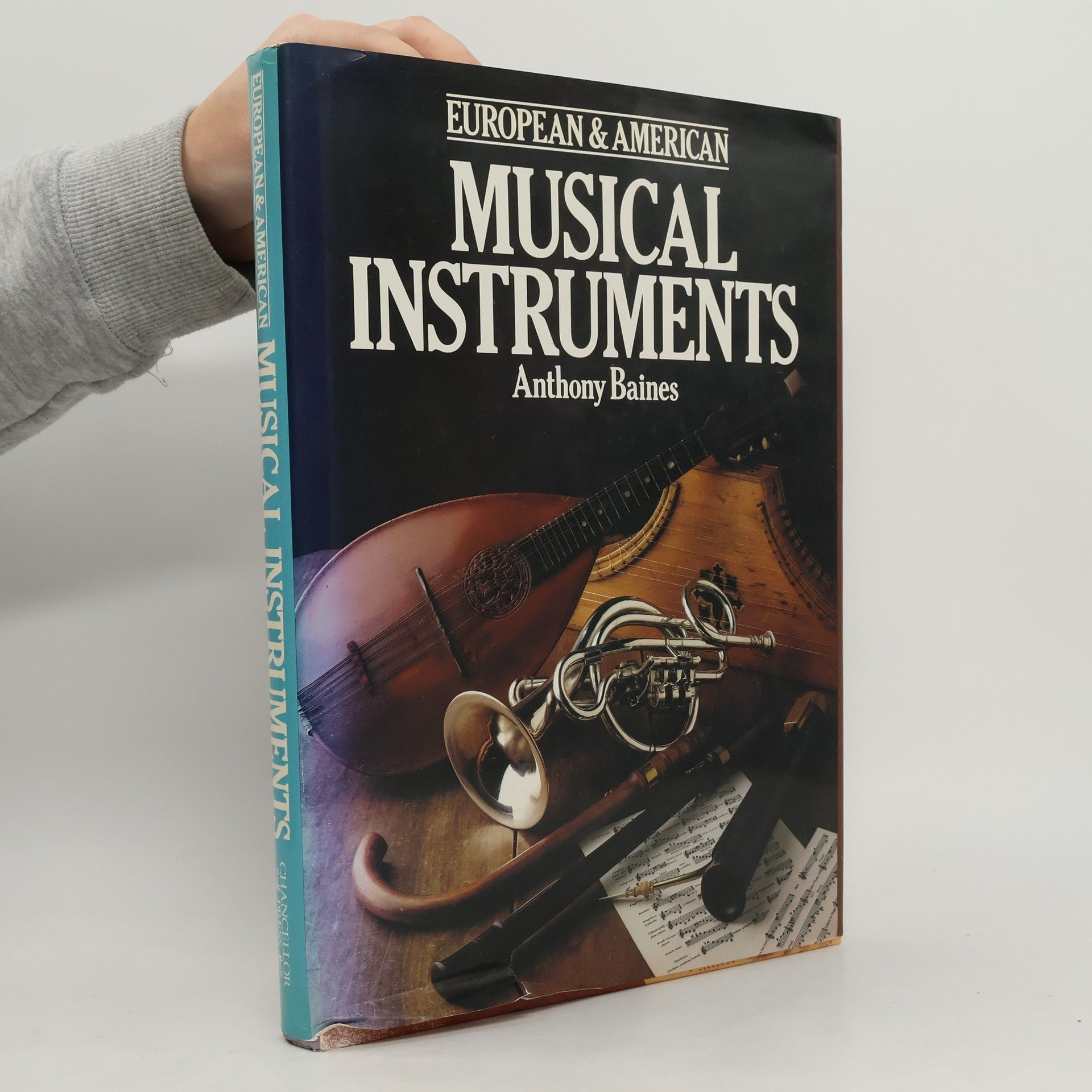 Anthony Baines European and American Musical Instruments