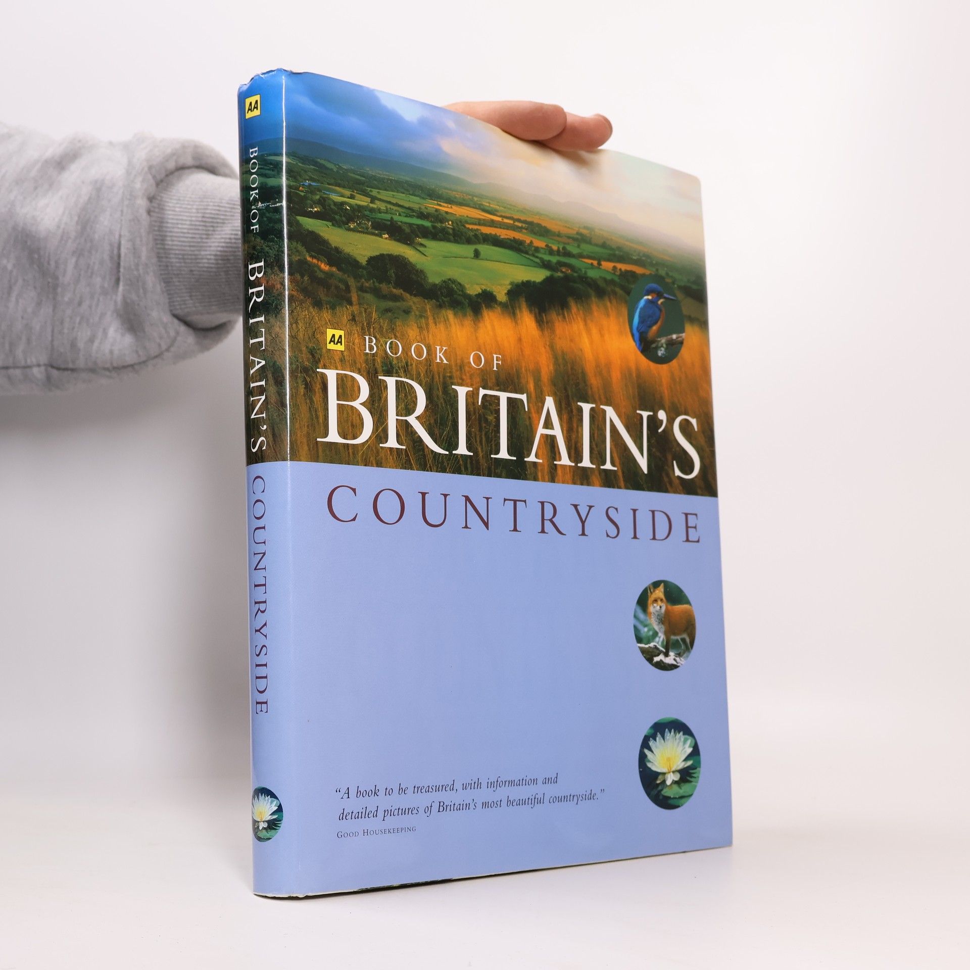 Automobile Association AA Illustrated Reference Books: AA Book of Britain's Countryside