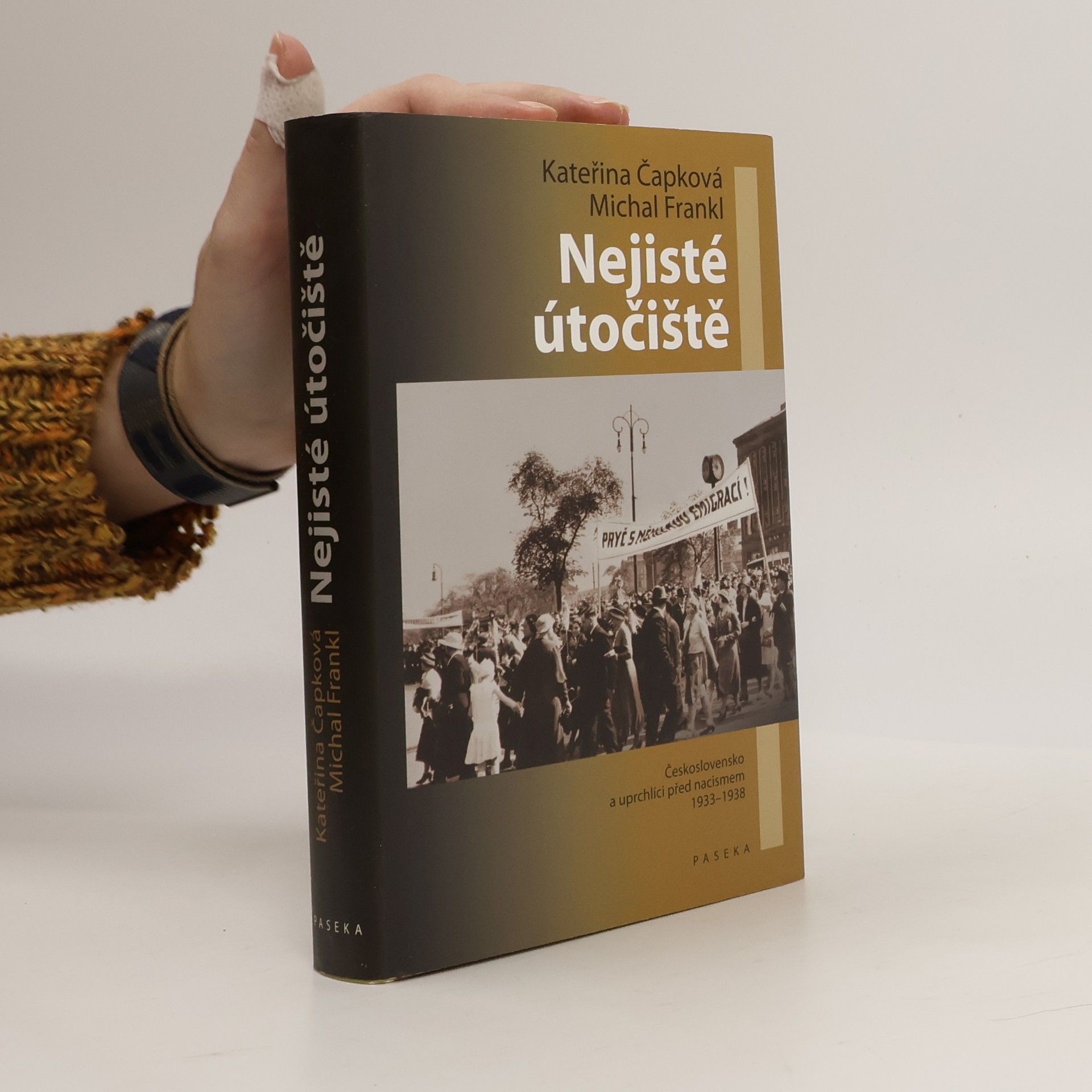 Kateřina Čapková Nejisté útočiště