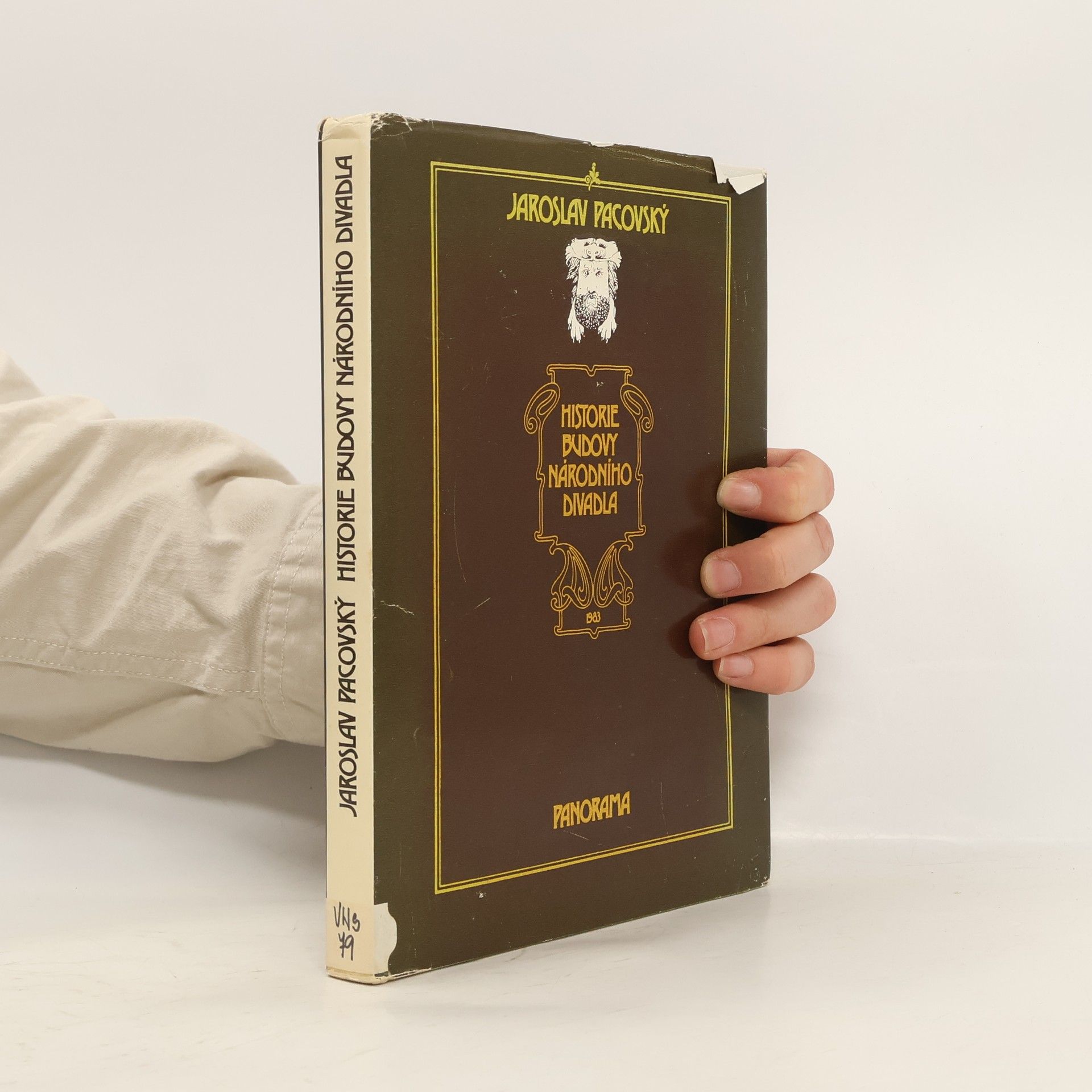 Jaroslav Pacovský Historie budovy Národního divadla