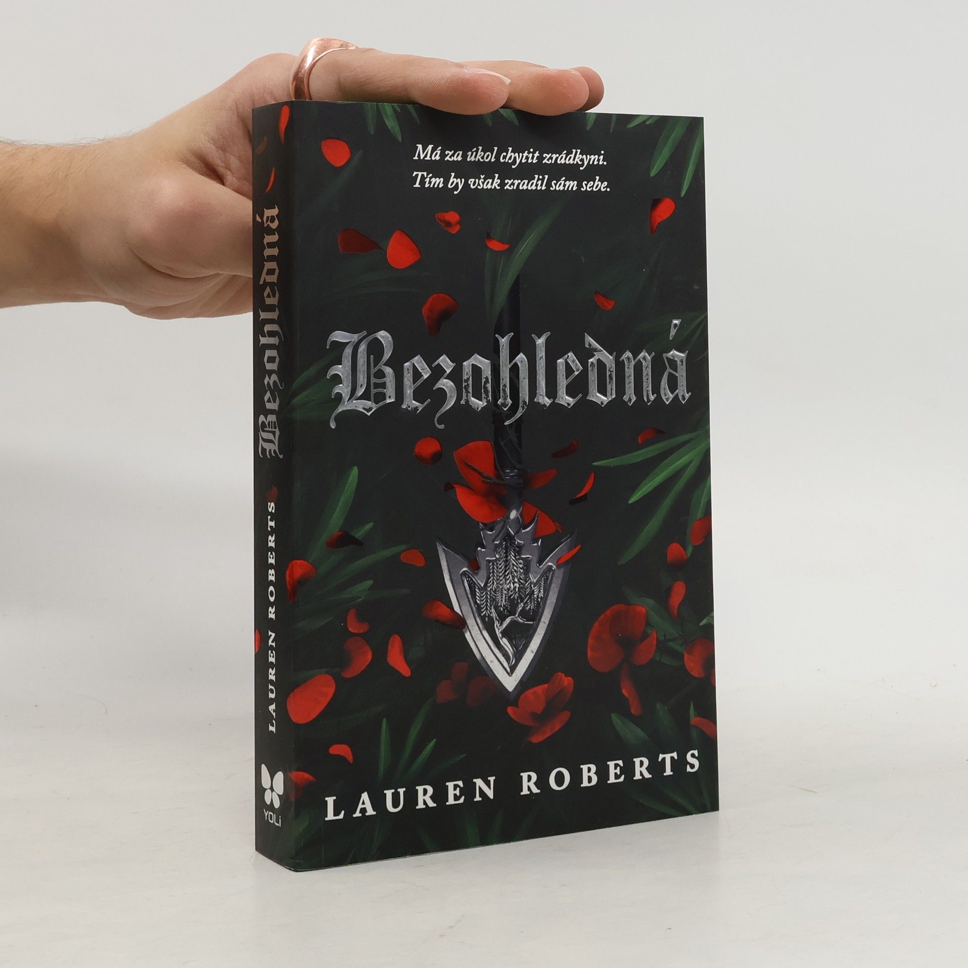 Lauren Roberts Bezohledná