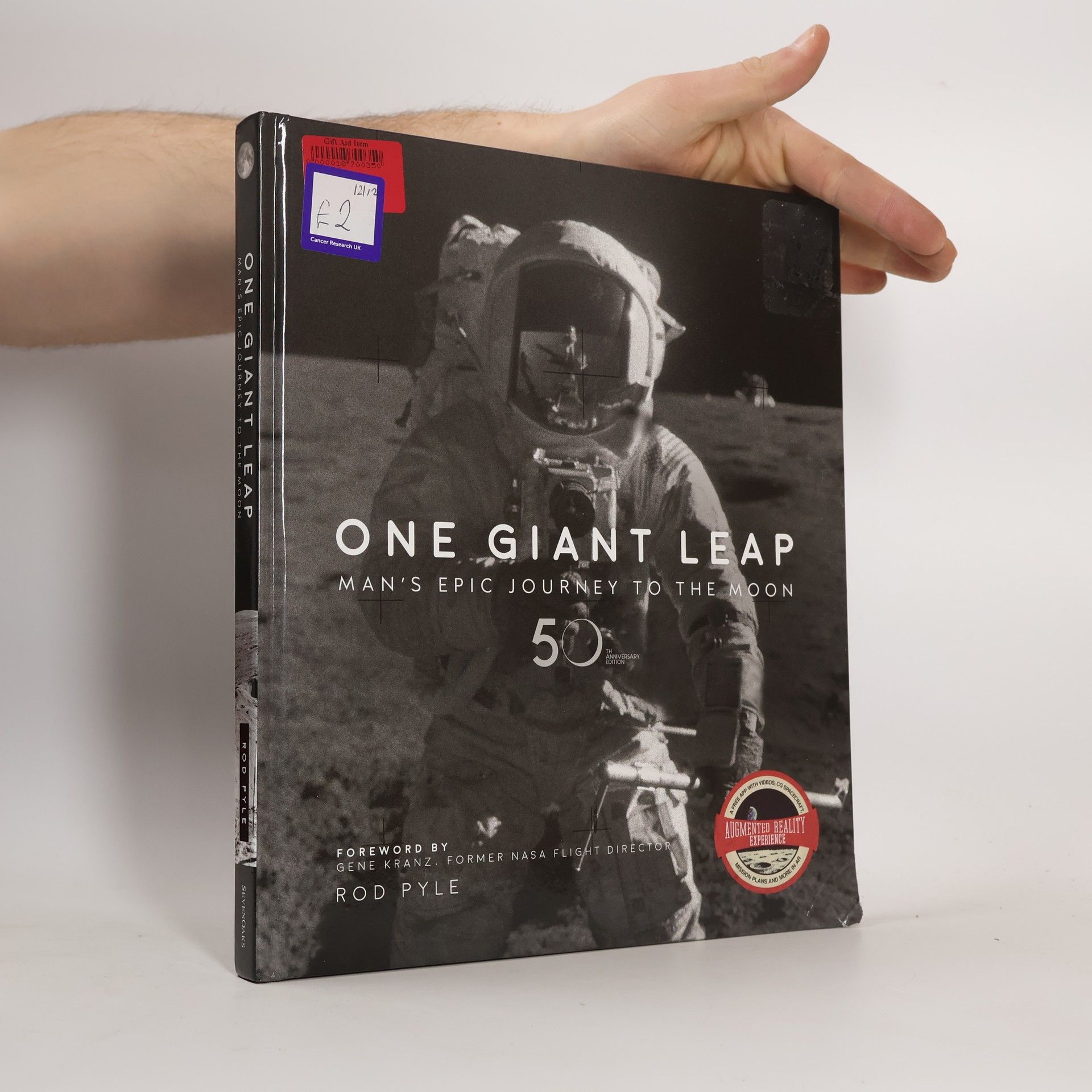 Rod Pyle One Giant Leap. Man's Epic Journey to the Moon