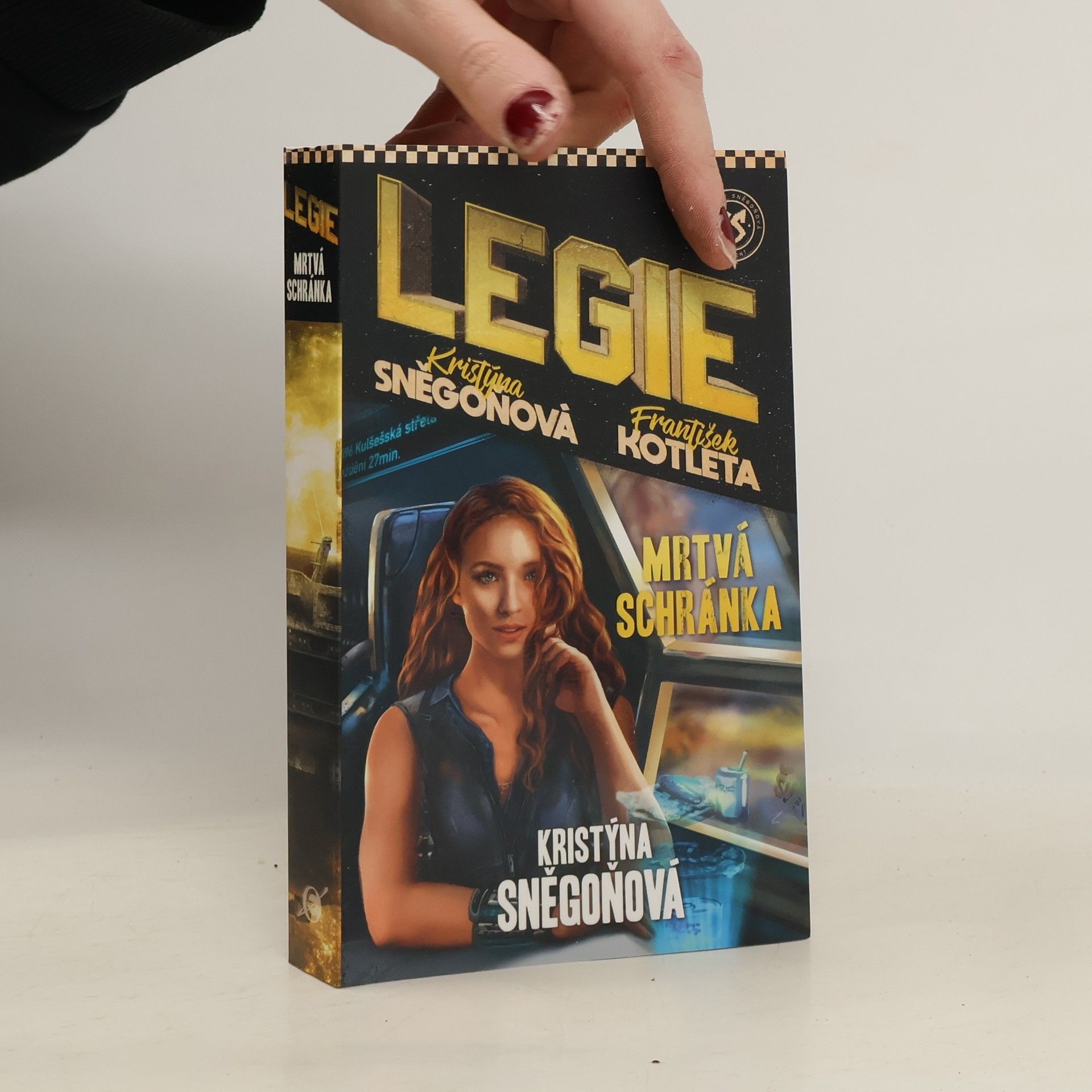 Kristýna Sněgoňová Legie. Mrtvá schránka
