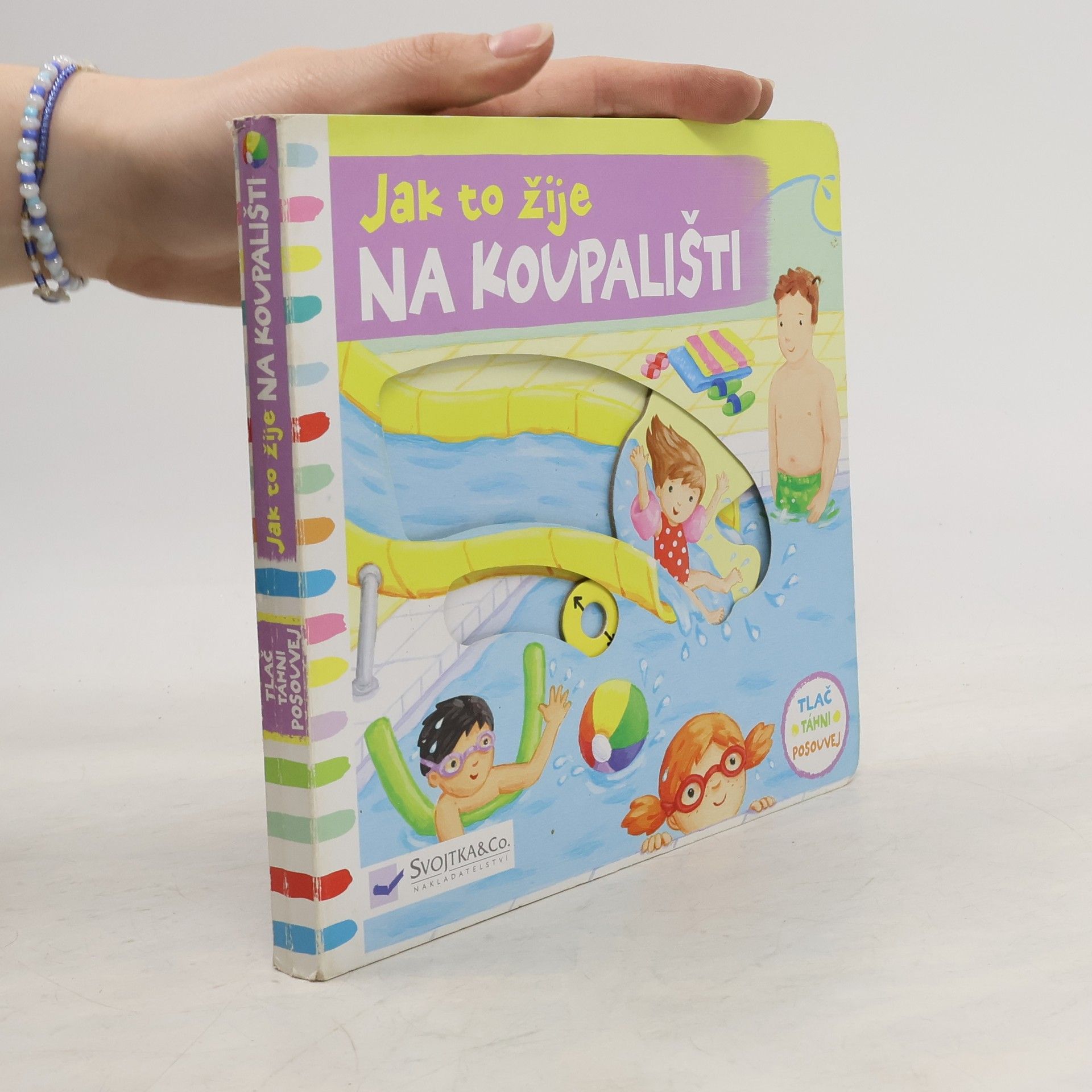 Rebecca Finn Jak to žije na koupališti