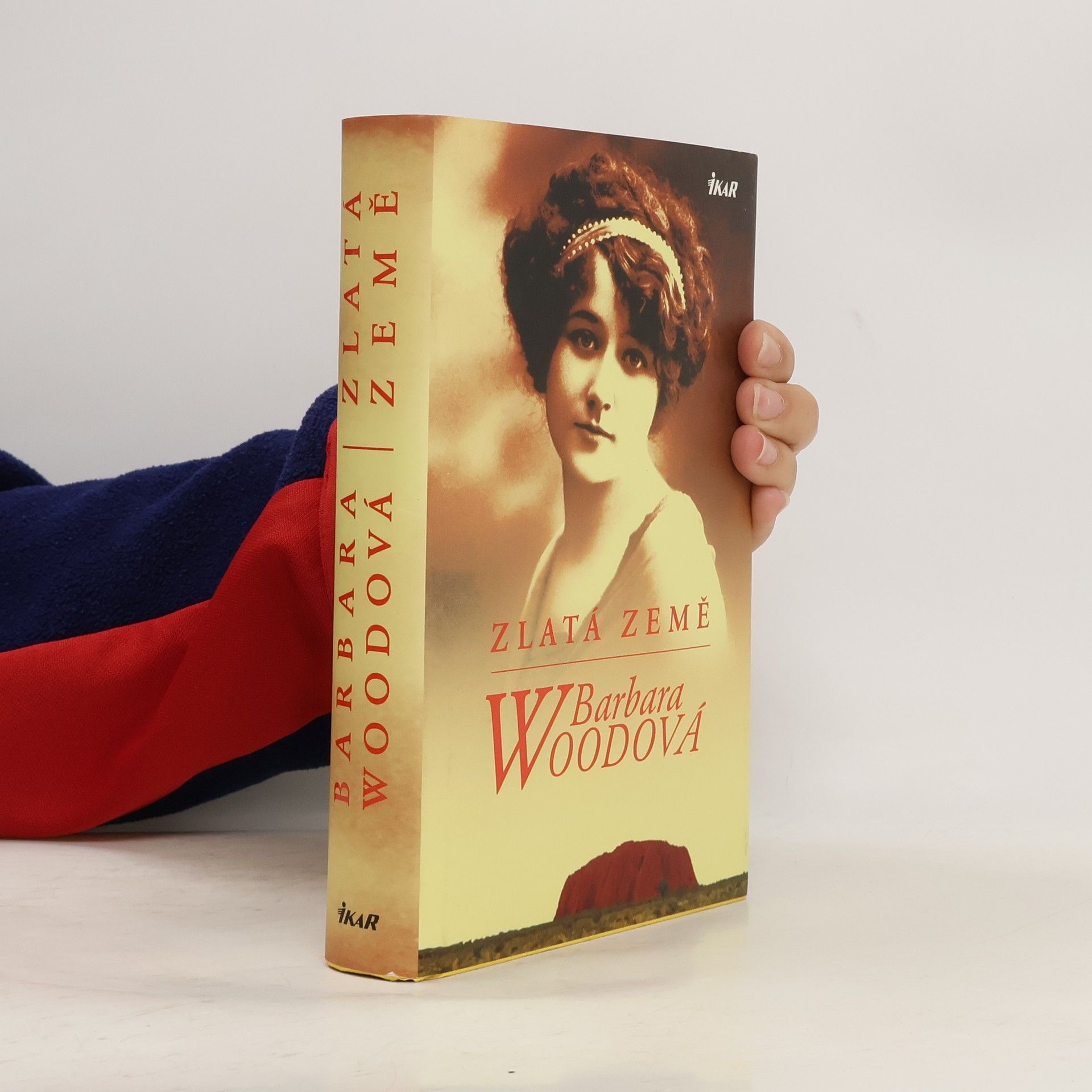 Barbara Wood Zlatá země