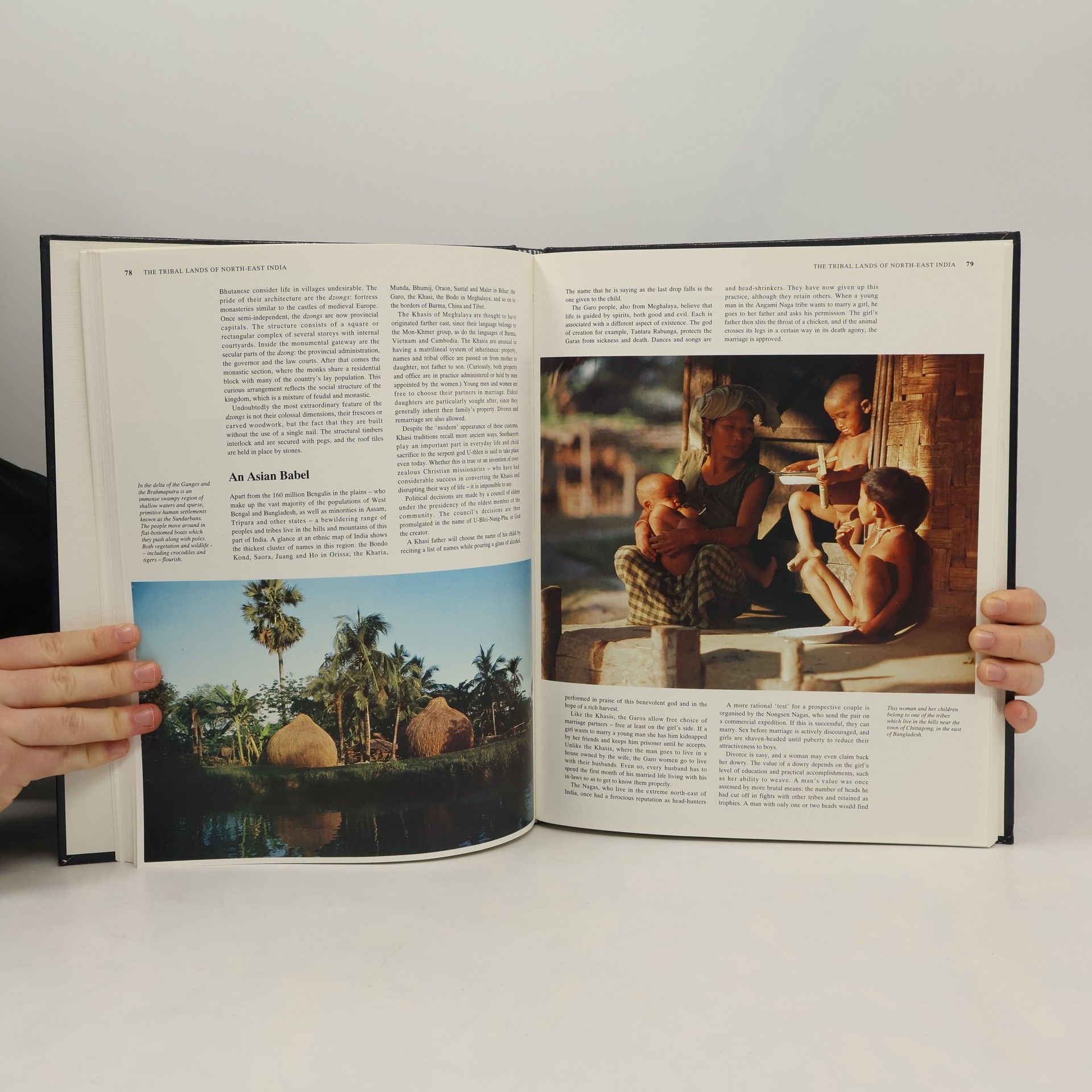 Autores varios In Search of India and Her Neighbours