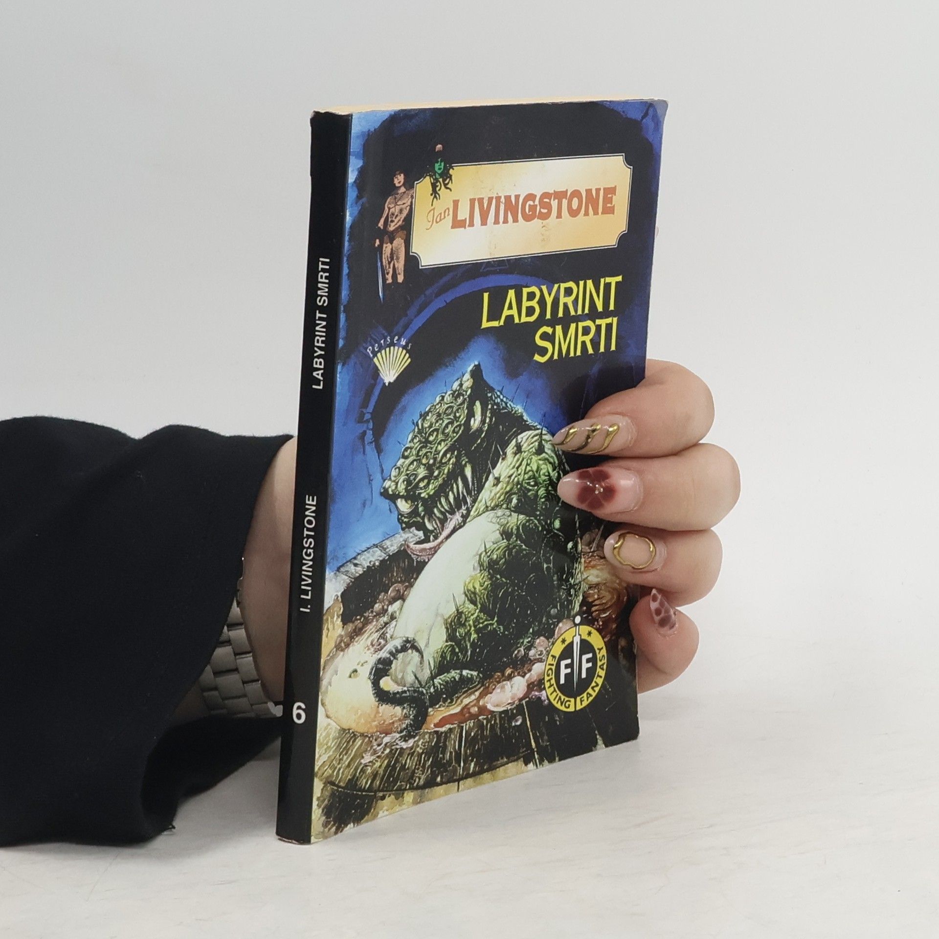 Ian Livingstone Labyrint smrti