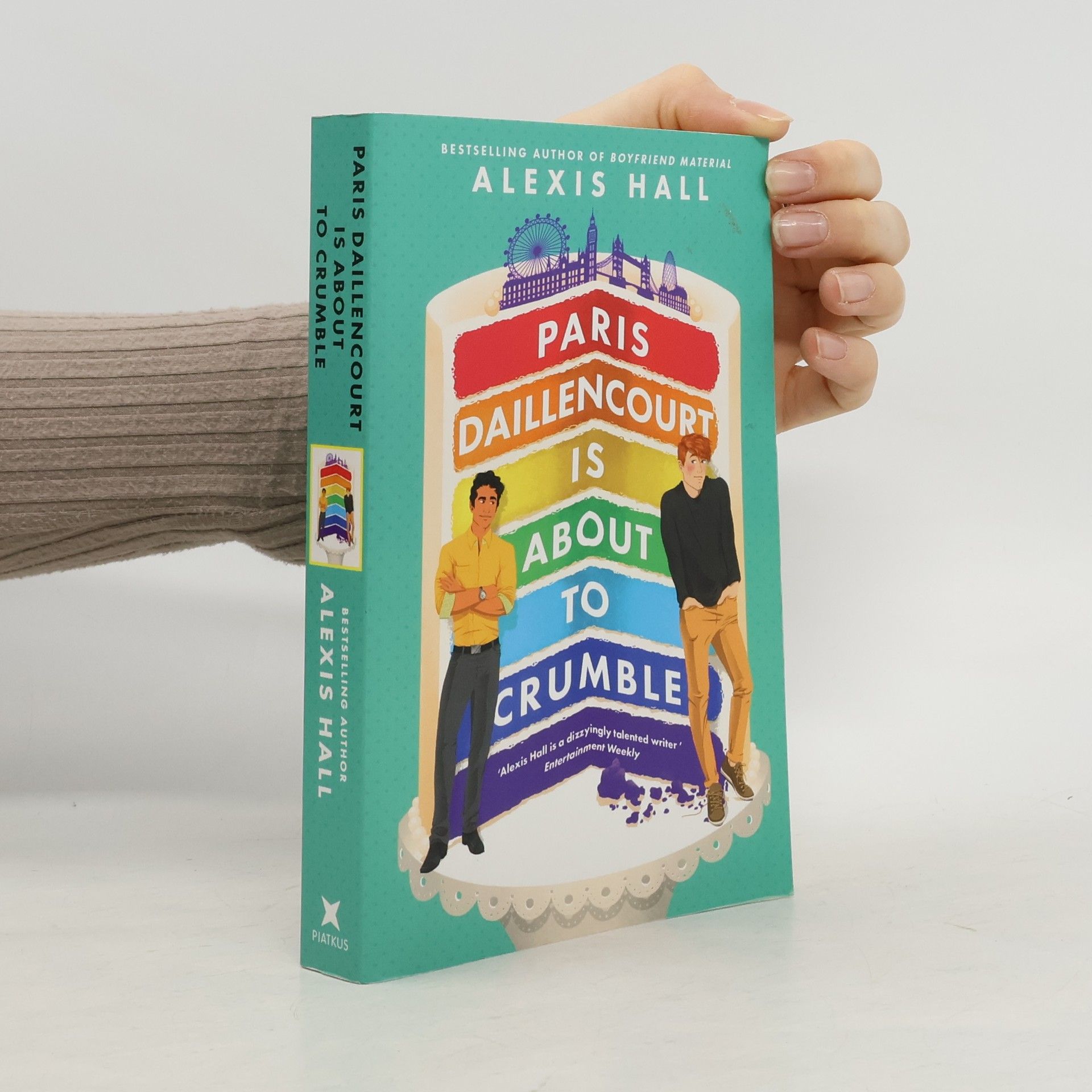 Alexis Hall Paris Daillencourt Is about to Crumble