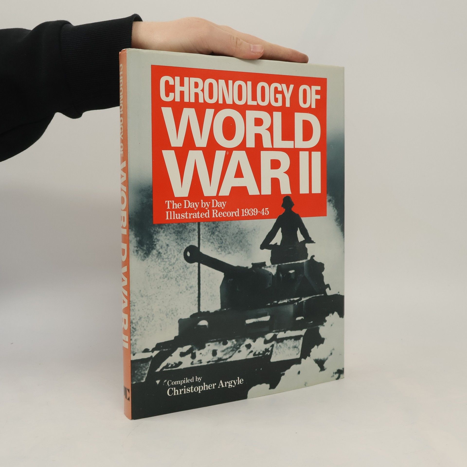Christopher Argyle Chronology of World War II