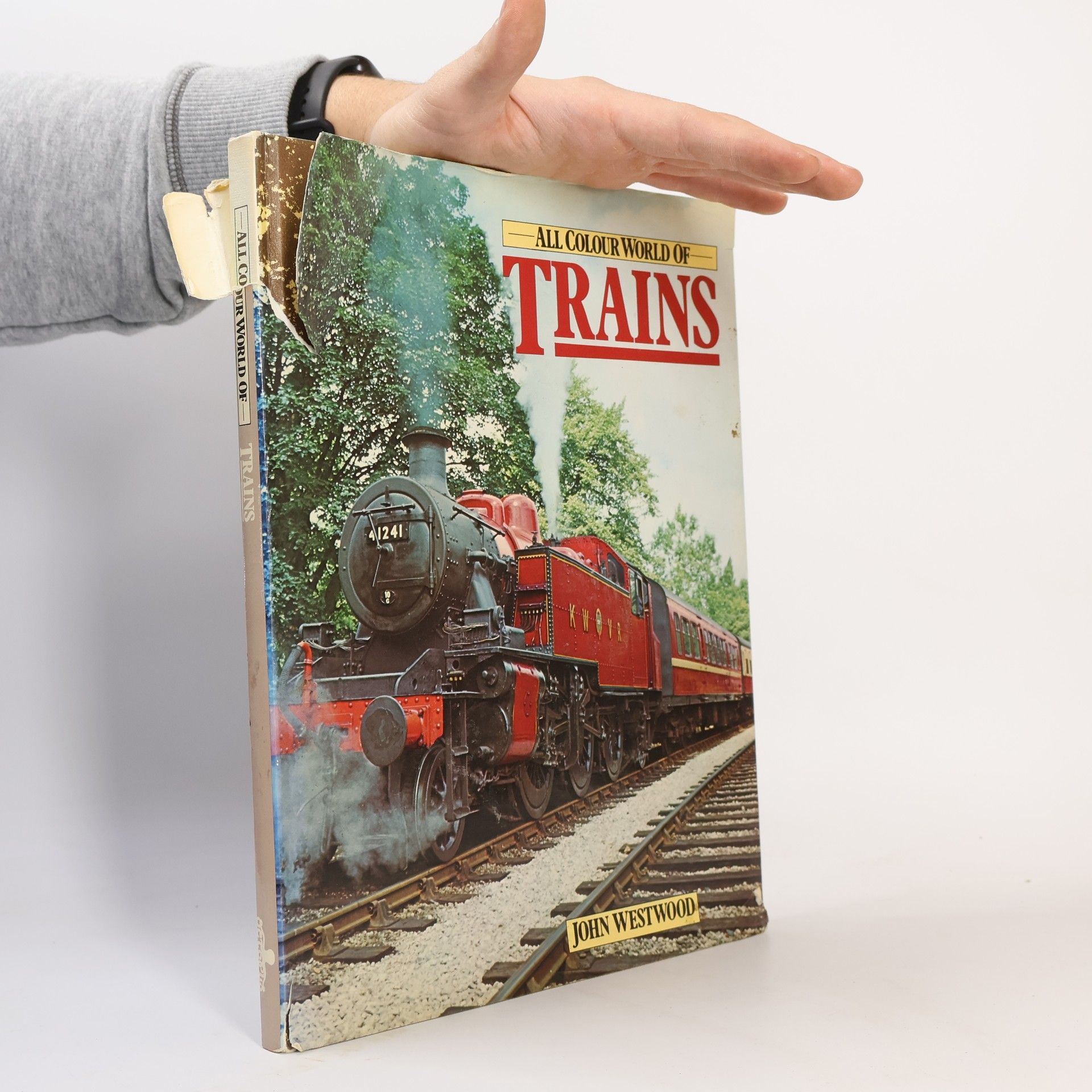 All Colour World of Trains