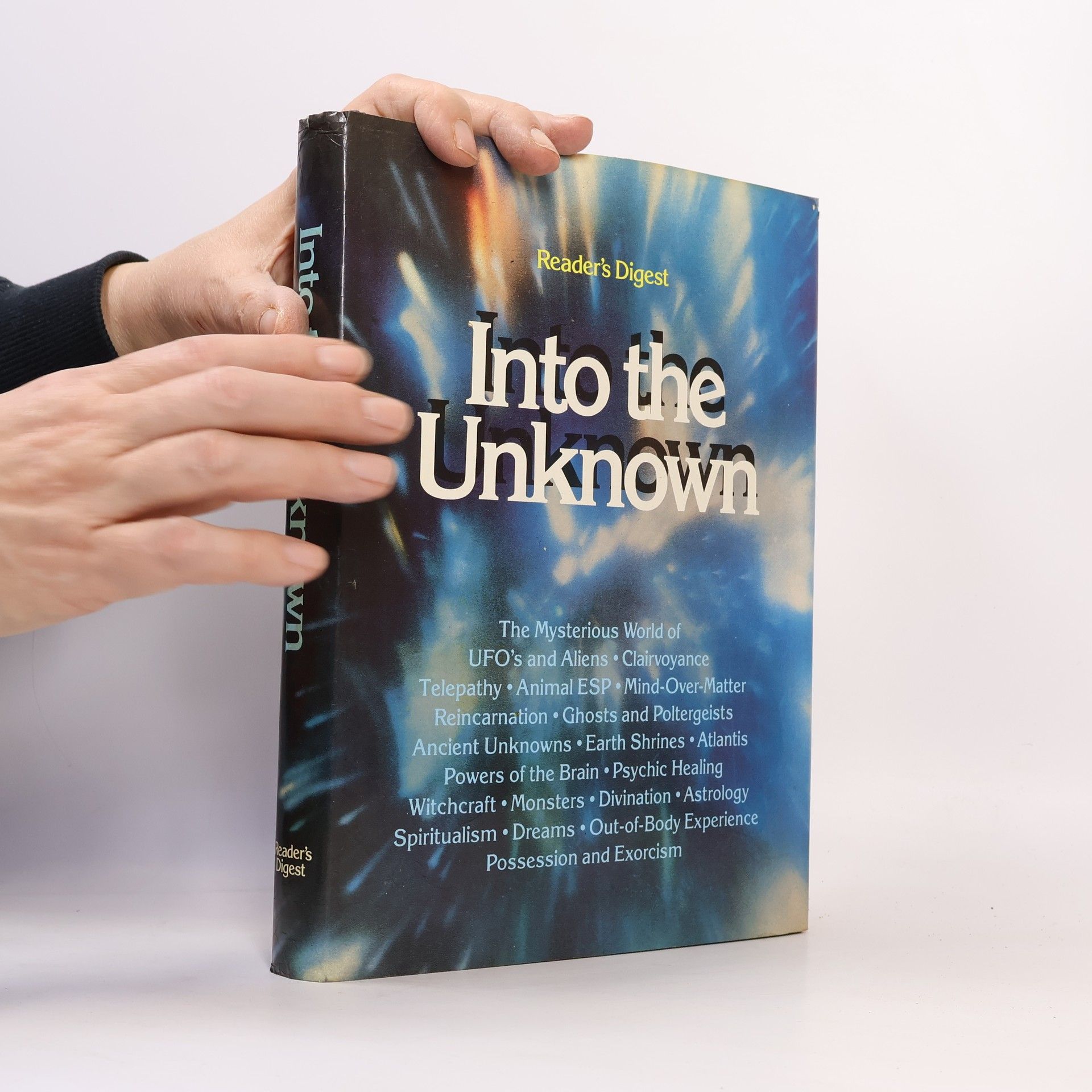 Collectif d'auteurs Into the Unknown