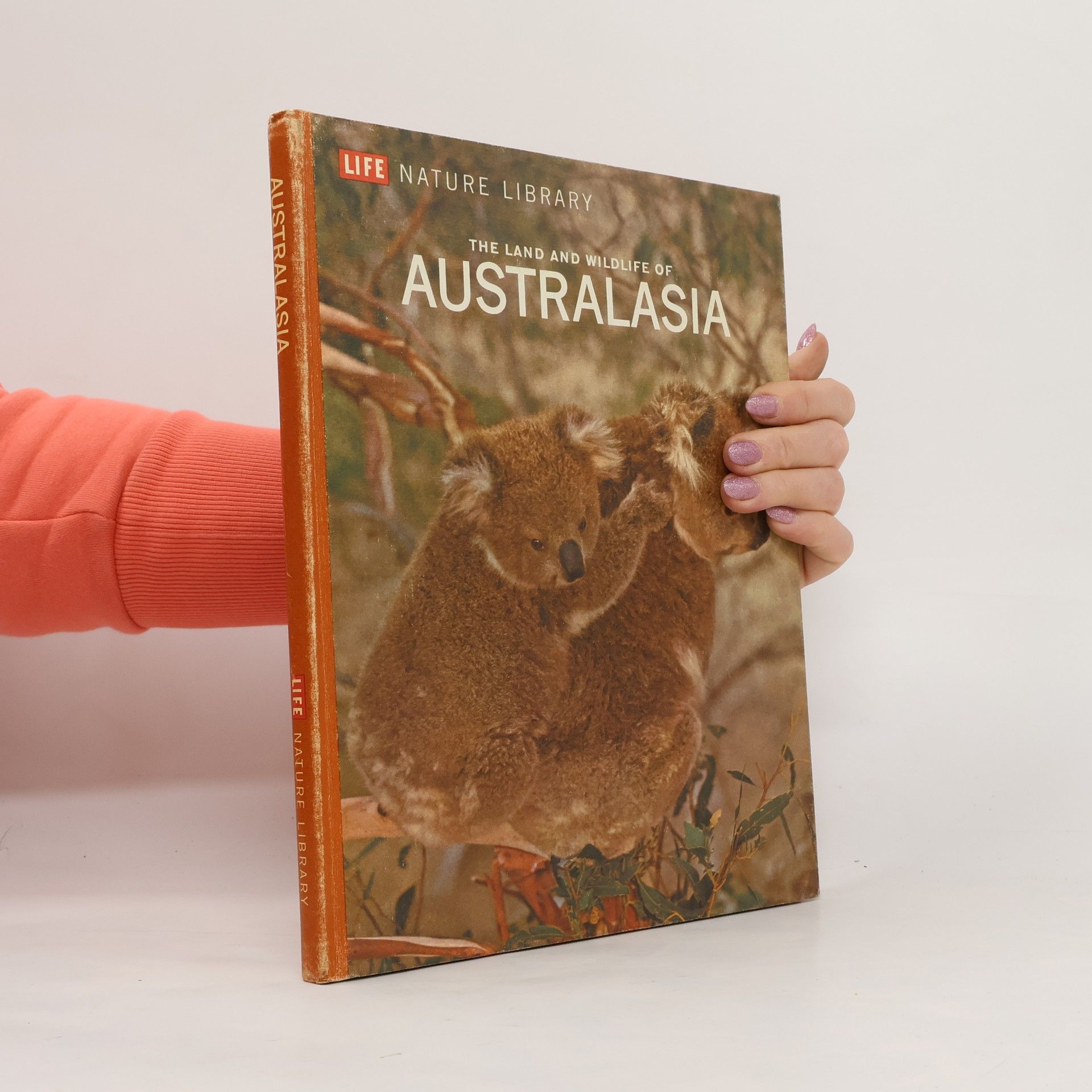 Kolektiv autorů The Land and Wildlife of Australasia