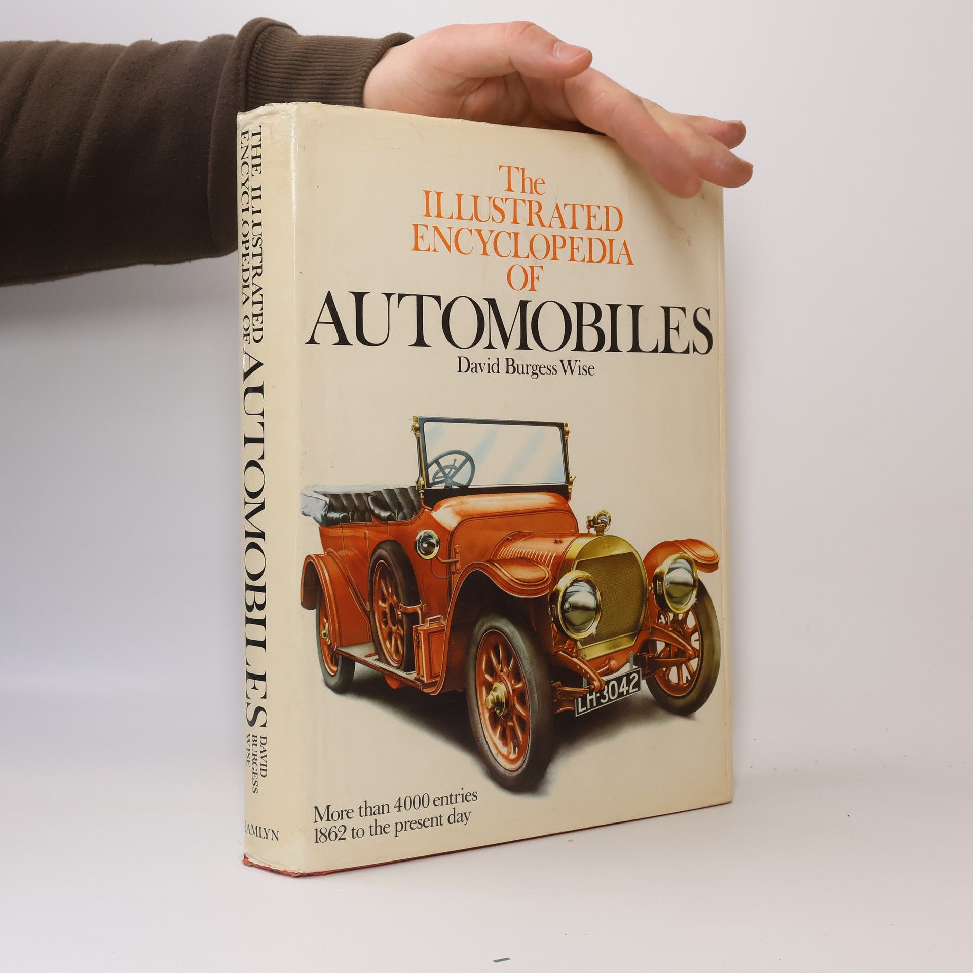 David Burgess-Wise Illust Ency Automobiles