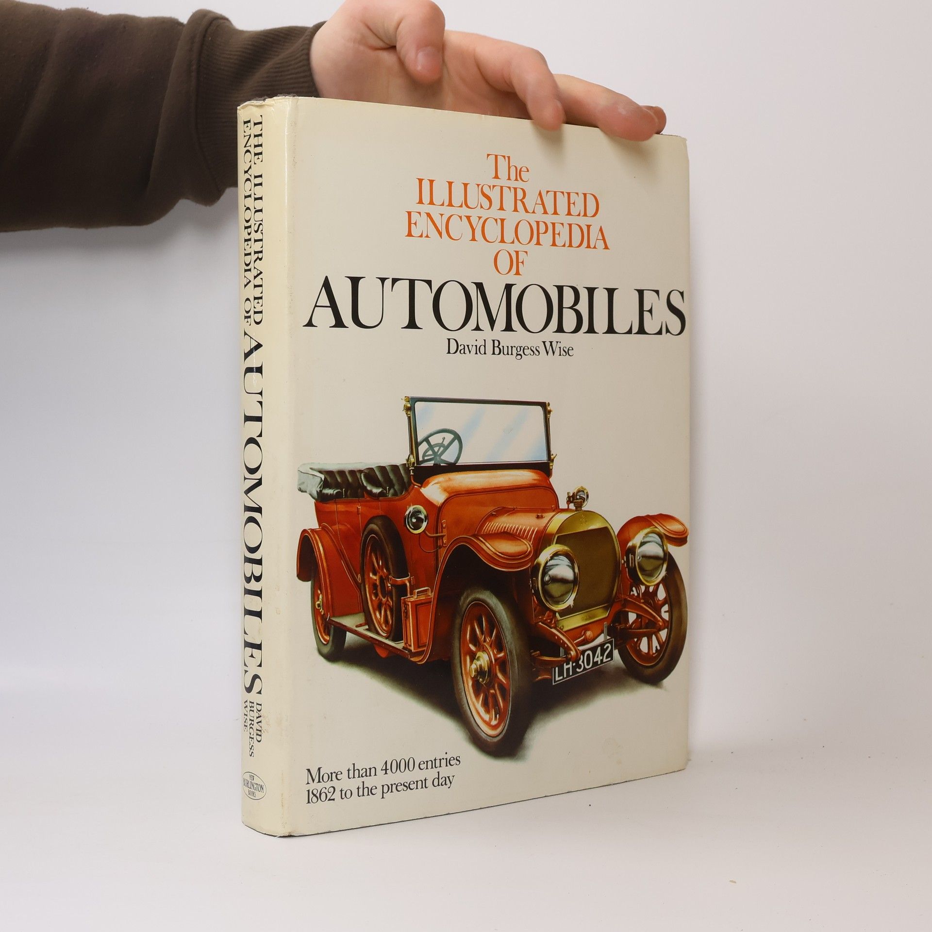 David Burgess-Wise The Illustrated Encyclopedia of the Automobiles