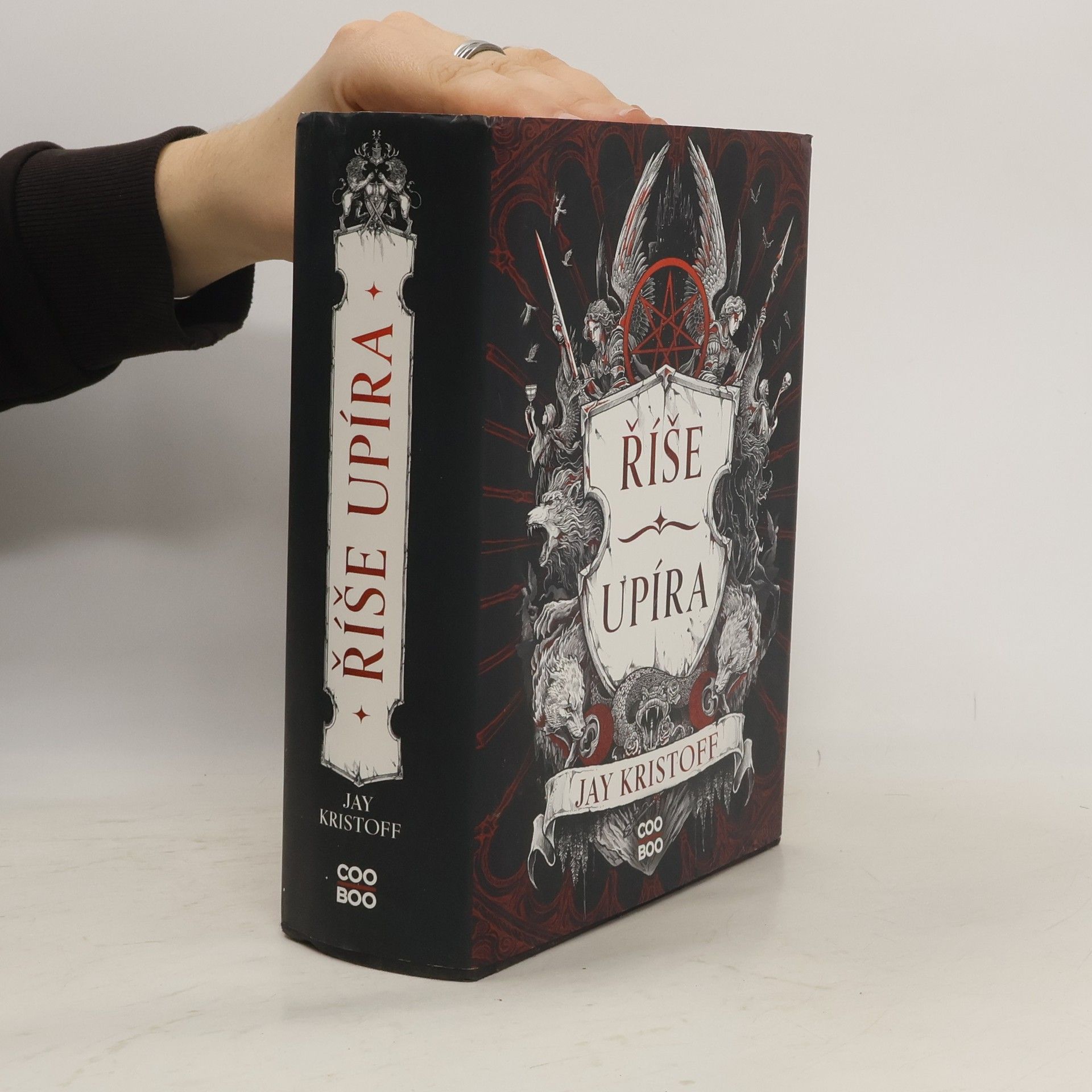 Jay Kristoff Říše upíra