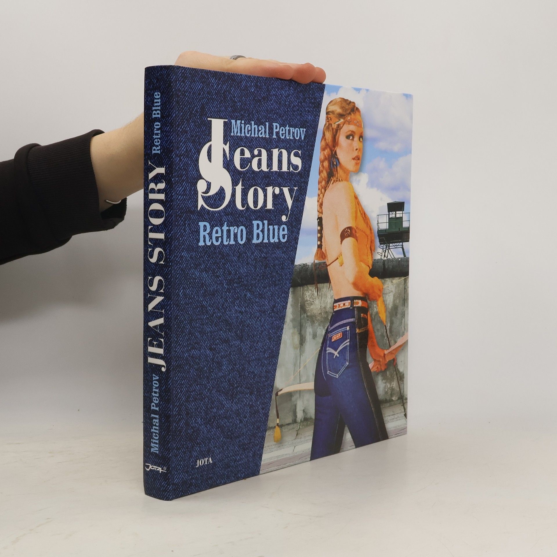 Michal Petrov Jeans story: Retro blue