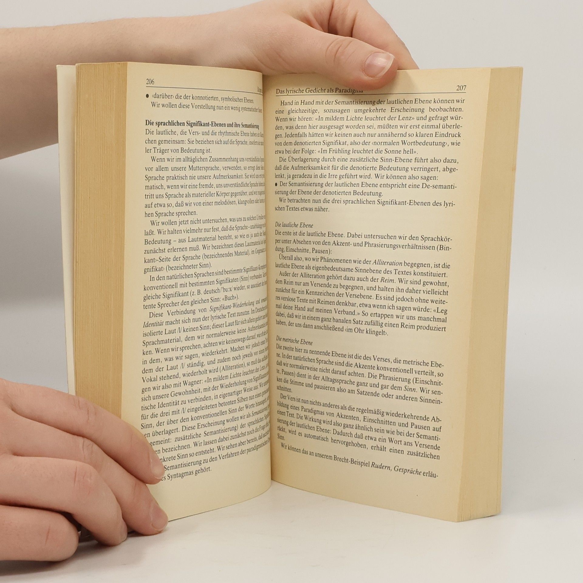 Helmut Brackert Literaturwissenschaft.Grundkurs. 1