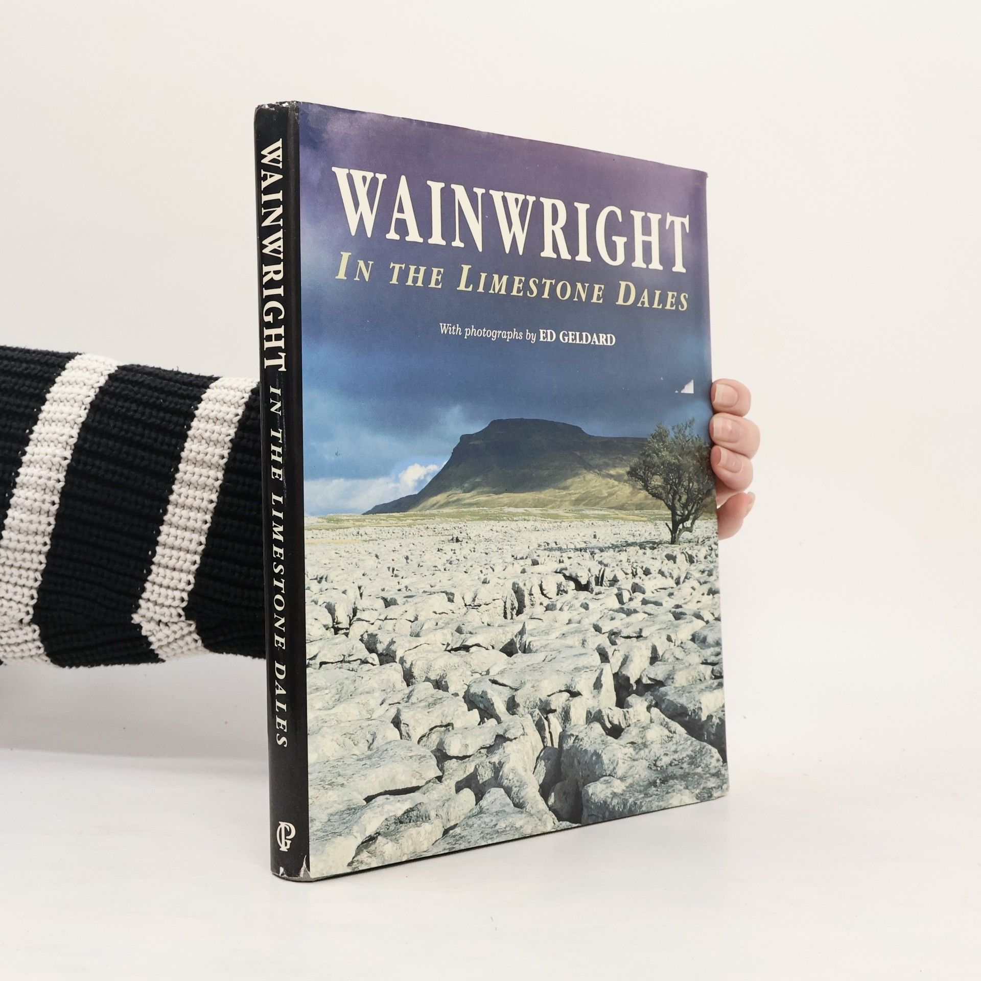 Alfred Wainwright Wainwright in the Limestone Dales