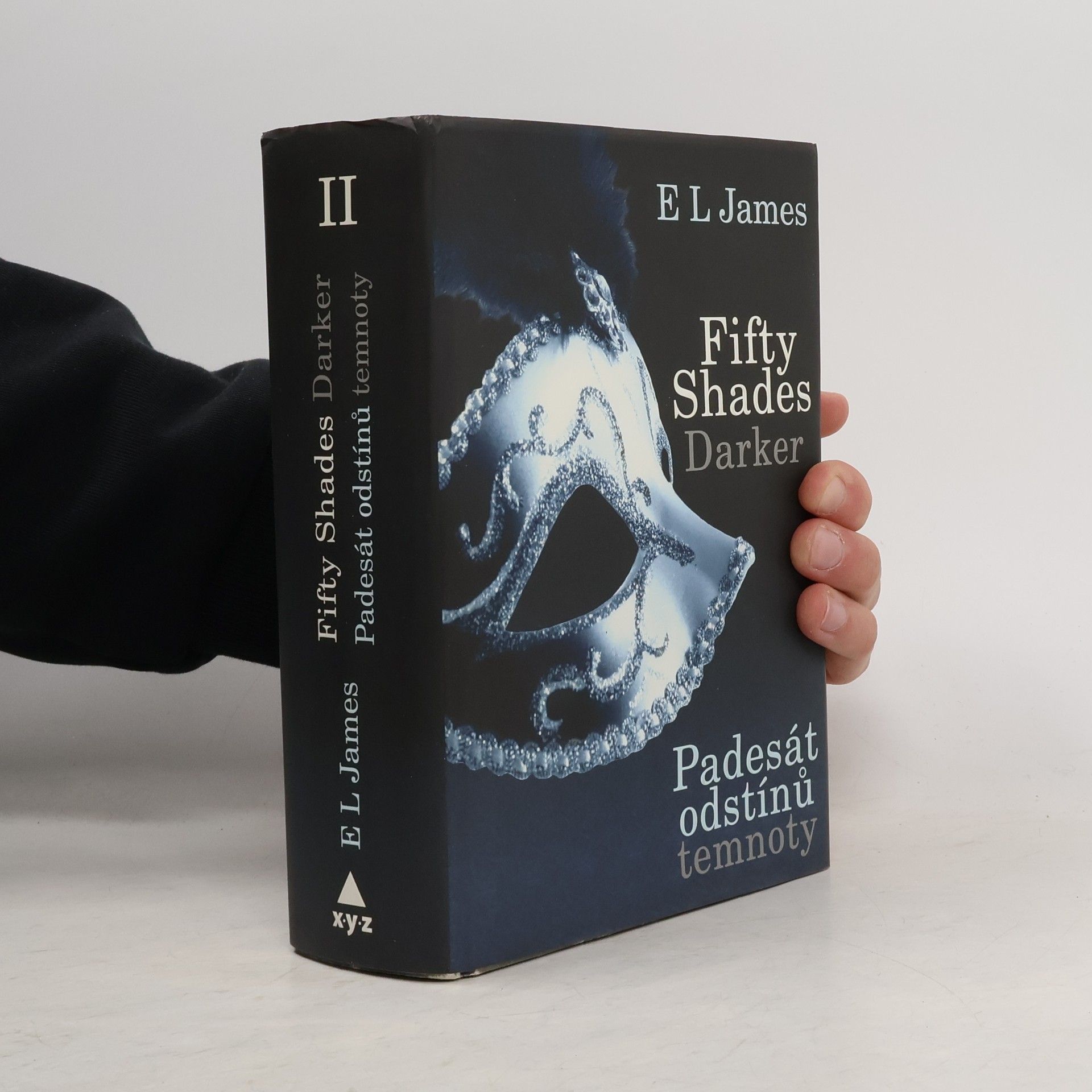 E L James Padesát odstínů temnoty