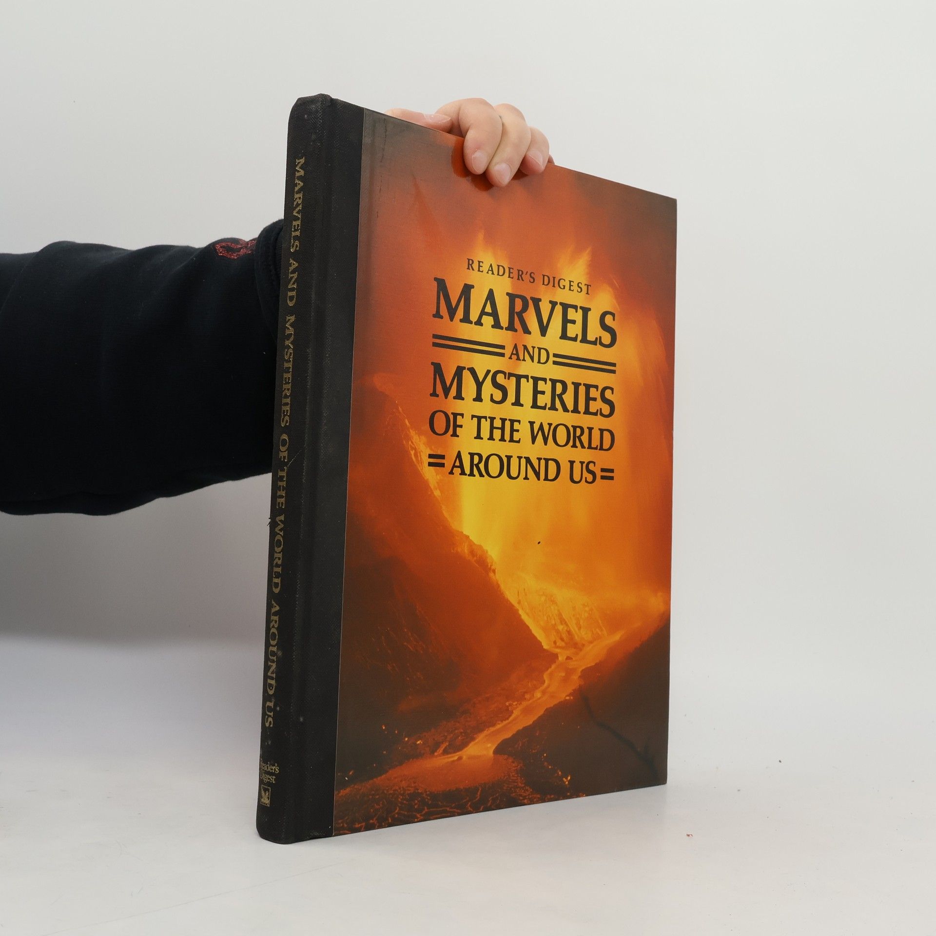 Autorenkollektiv Marvels and Mysteries of the World Around Us