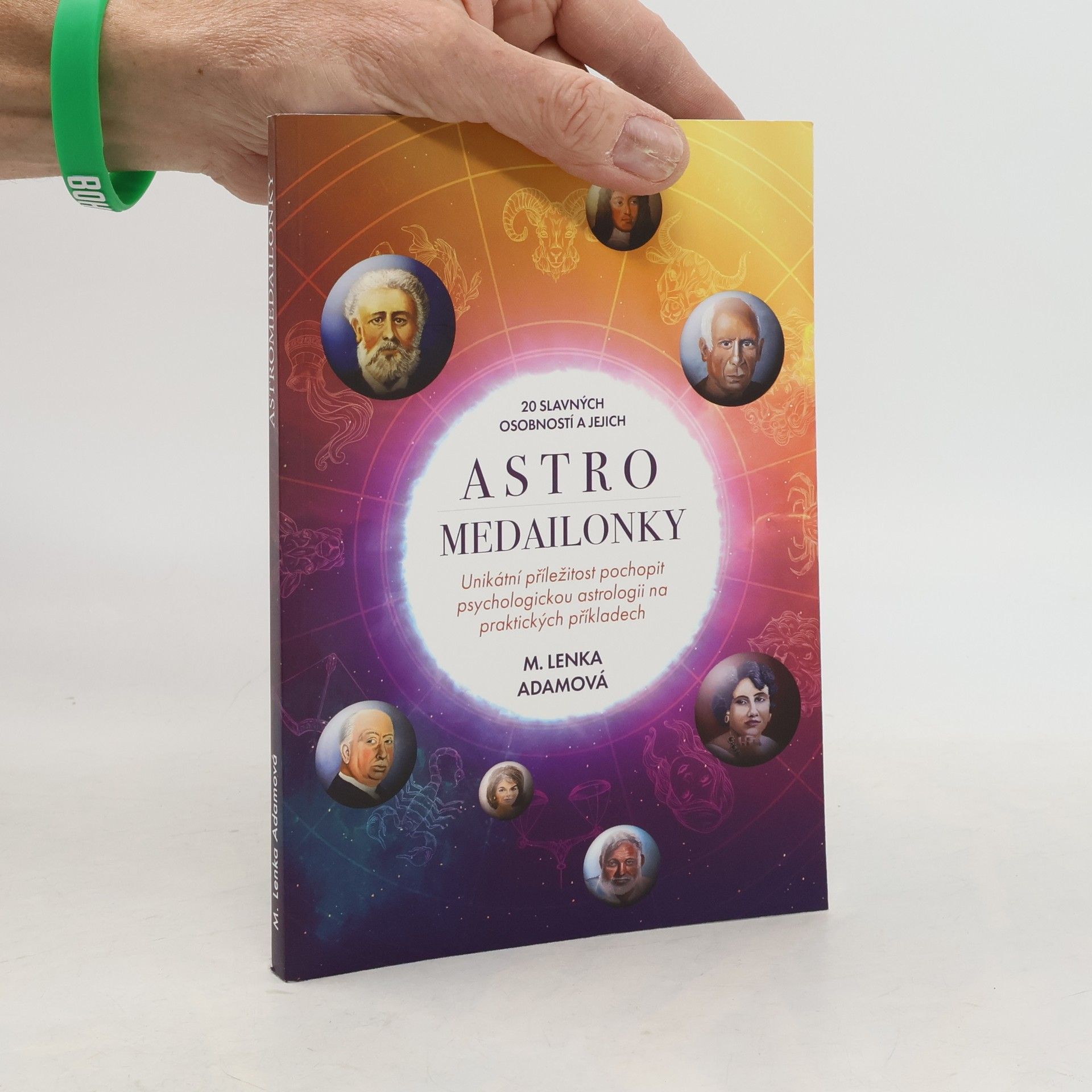 Lenka Adamová Astromedailonky