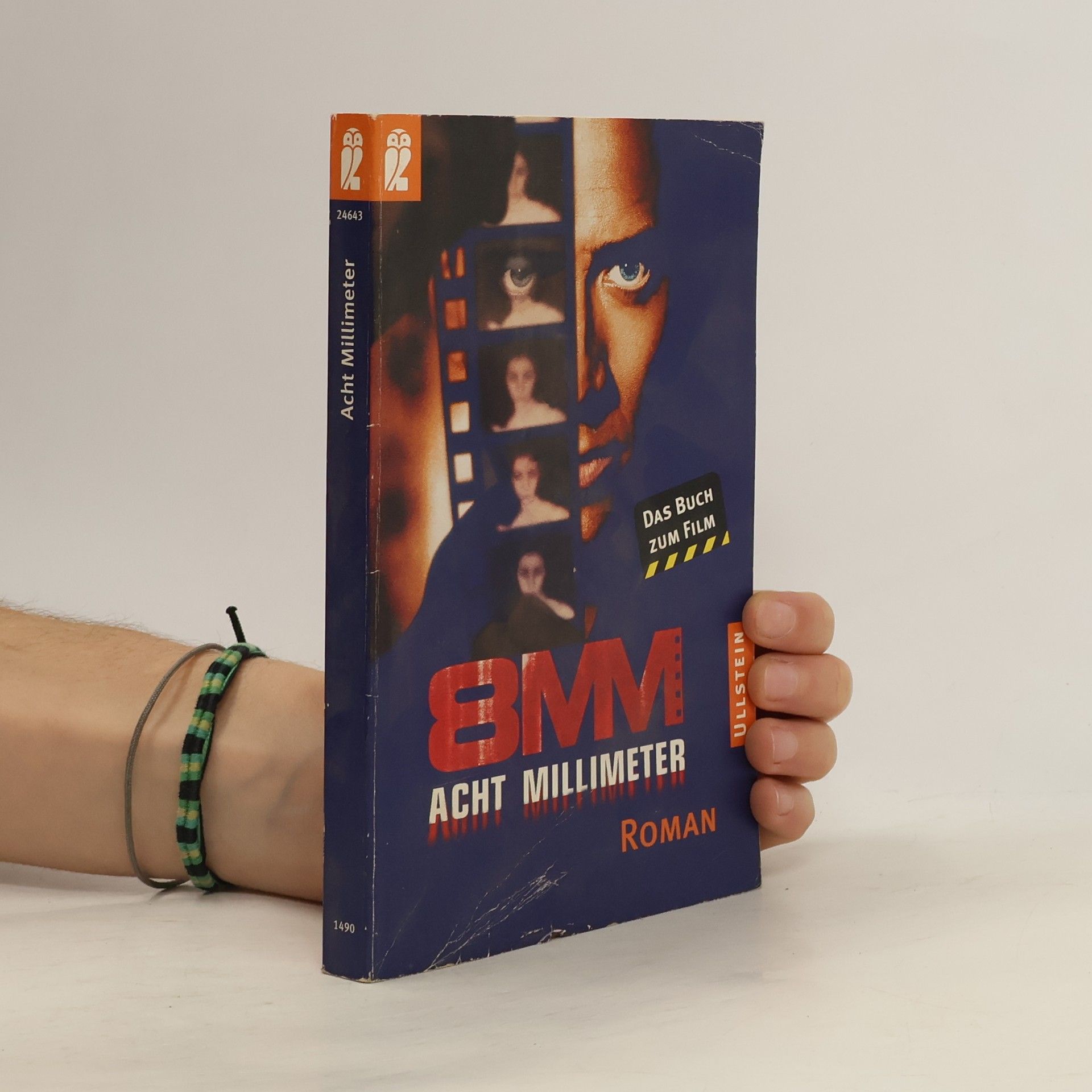 Leonore Fleischer 8 mm - acht Millimeter